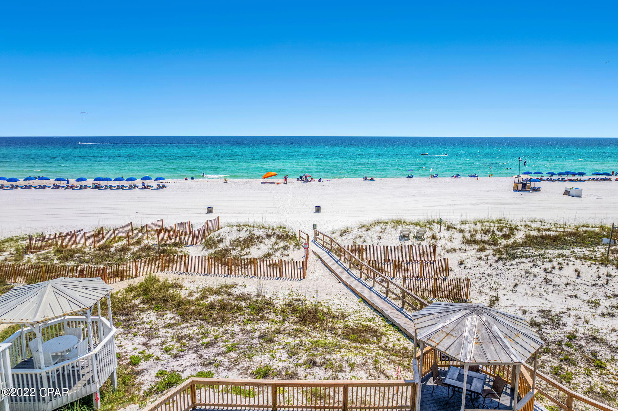 Listing photo id 1 for 4127 Nancee Drive