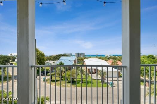 Image 35 For 20724 First Avenue