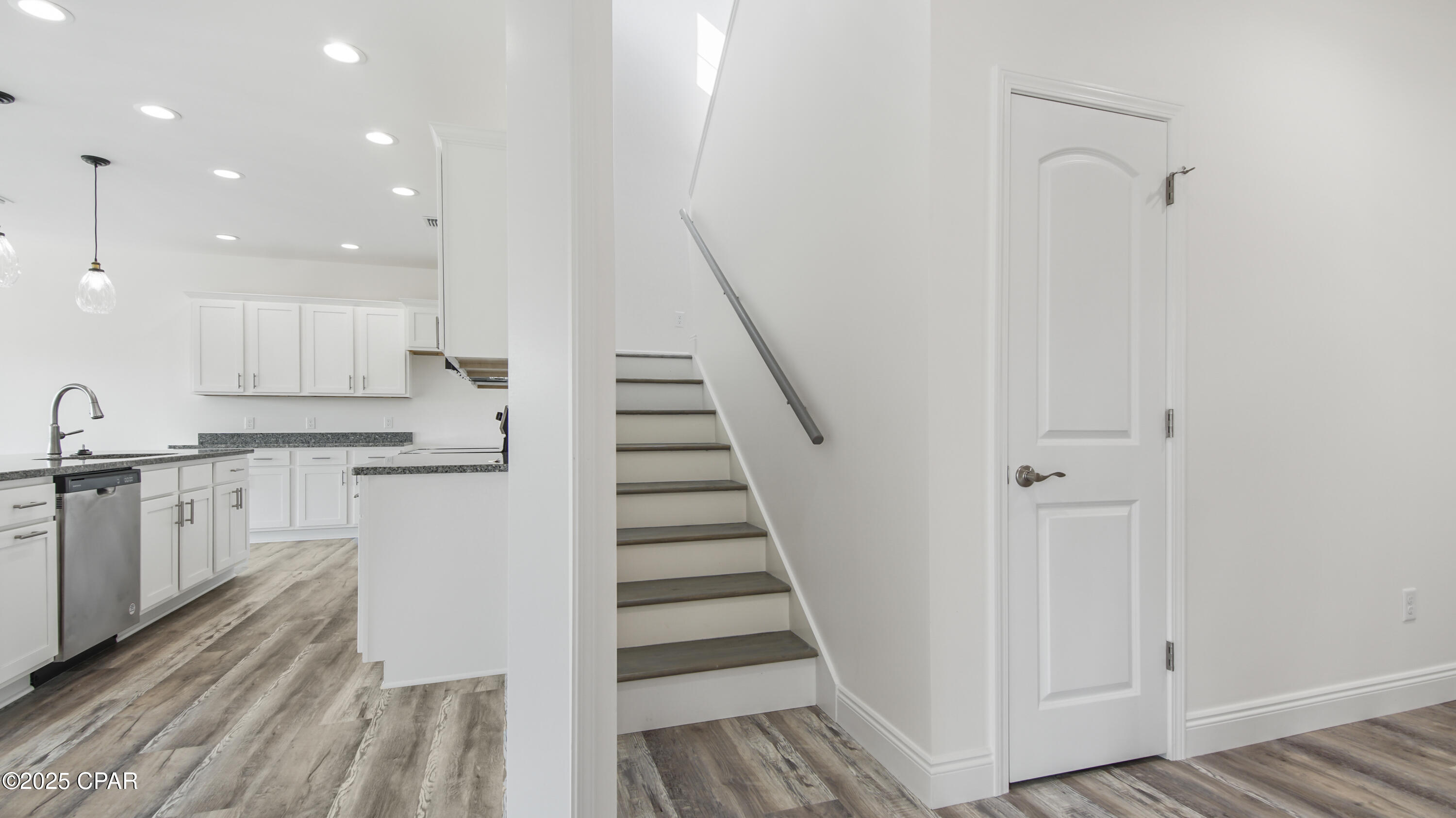 Image 34 For 915 Plantation Drive