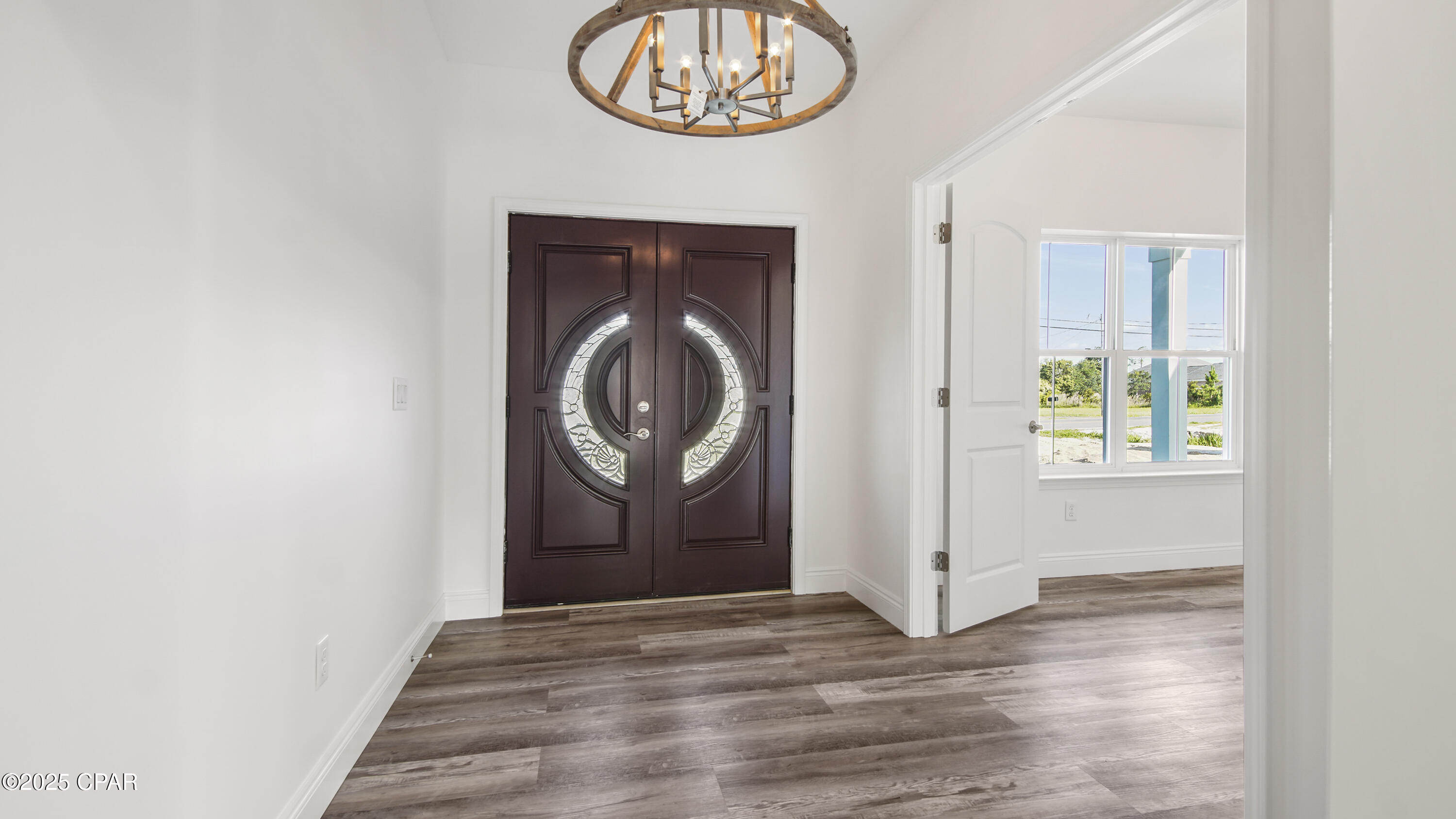 Image 9 For 915 Plantation Drive