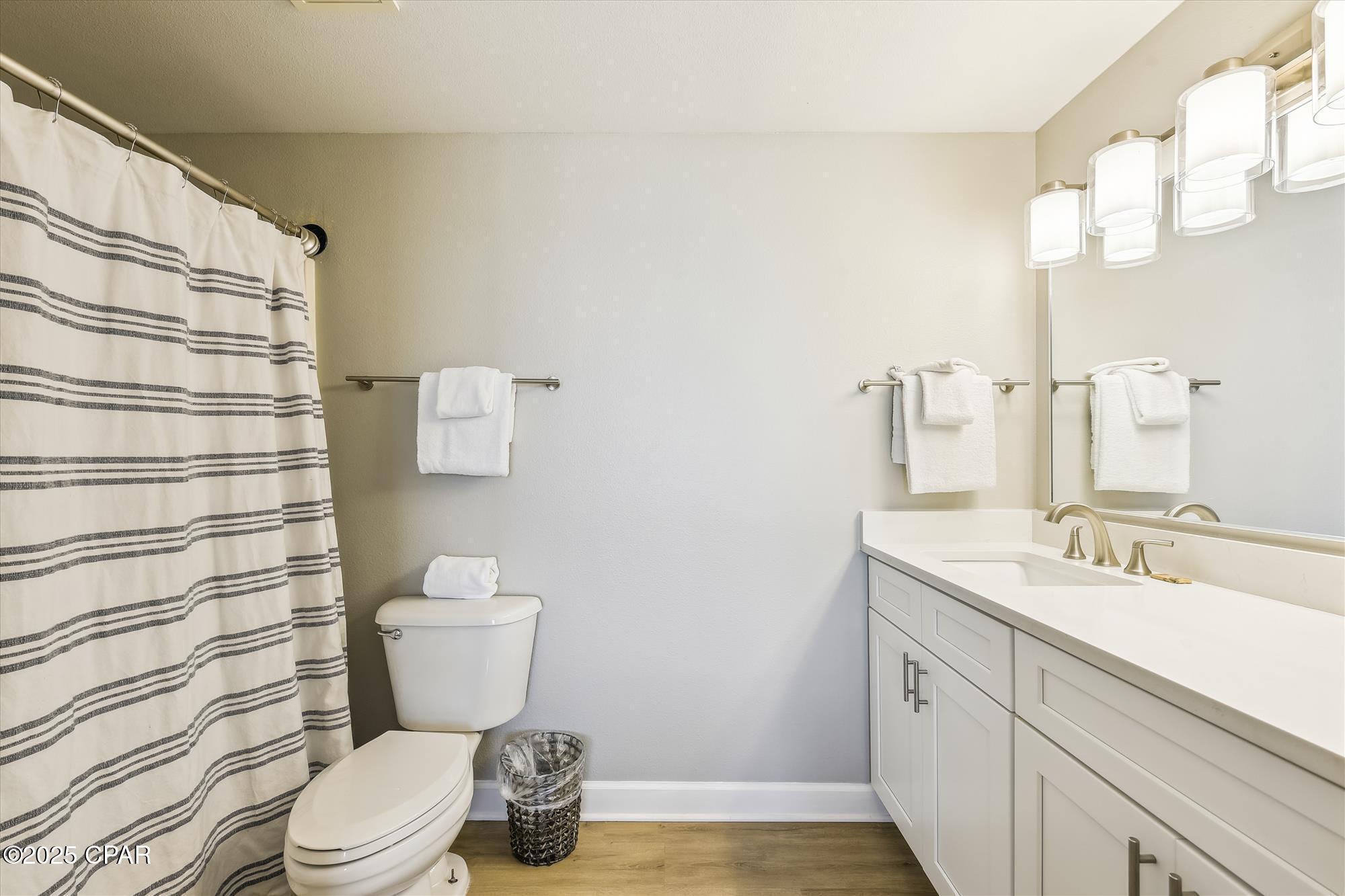 Image 24 For 9900 Thomas Drive 2028