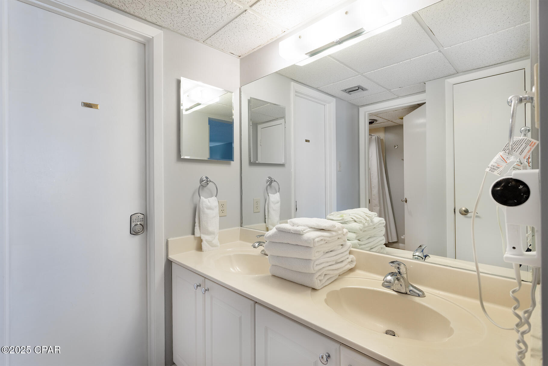 Image 17 For 11757 Front Beach Road L206