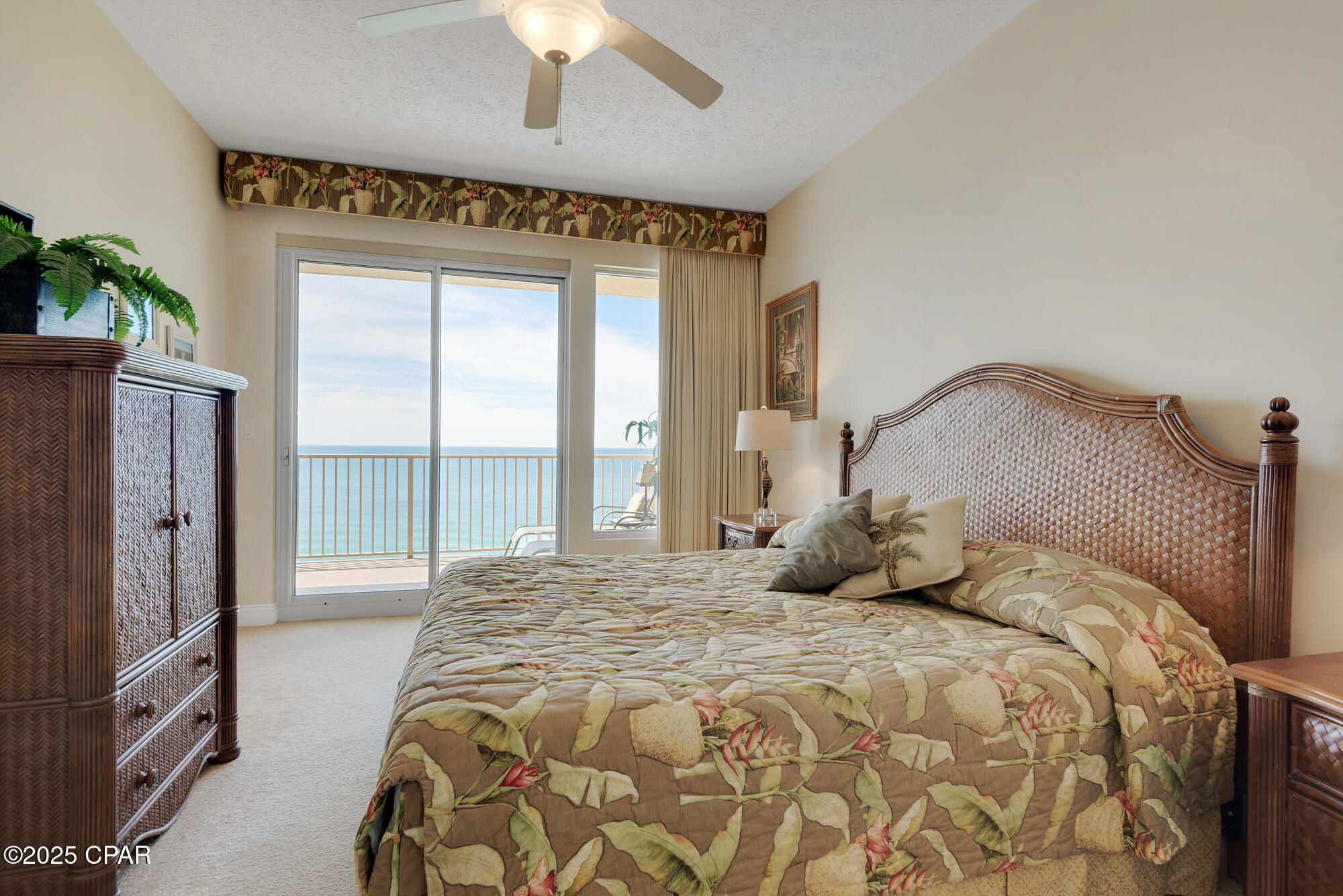 Image 10 For 8715 Surf Drive 1606