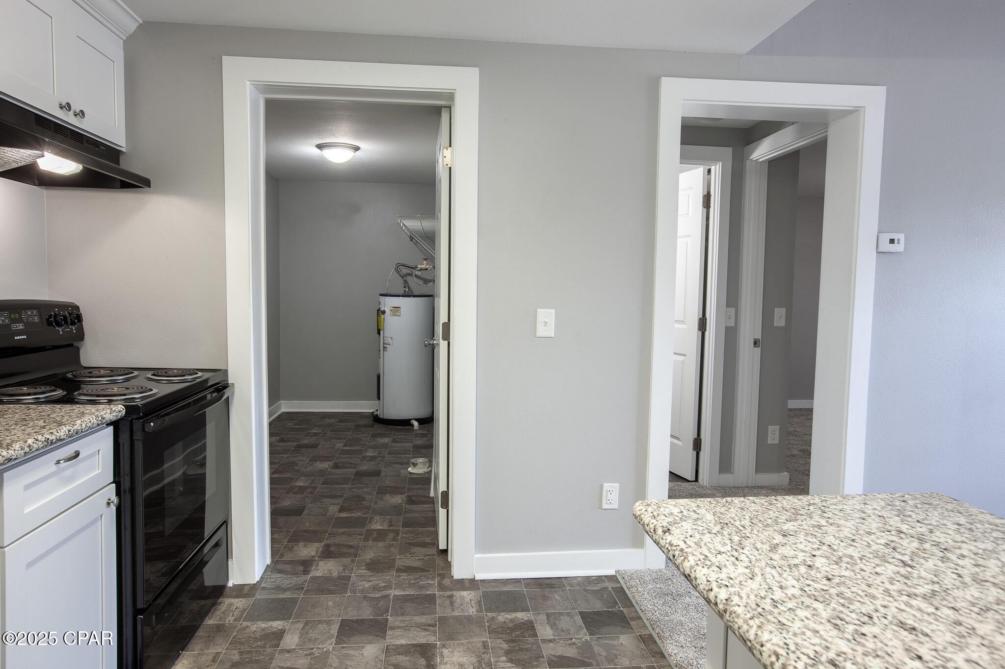 Image 4 For 425 19th Street