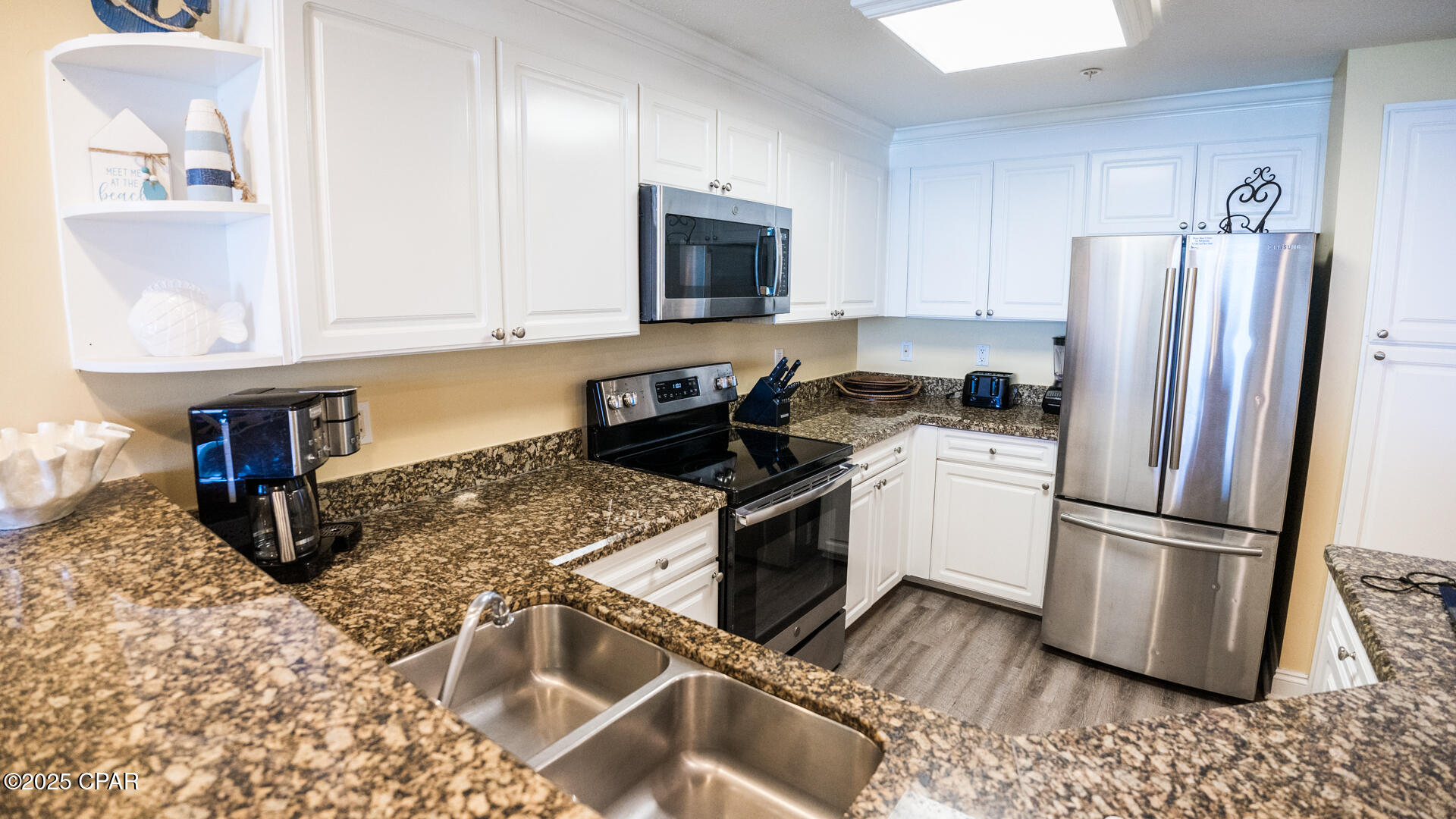 Image 3 For 9450 Thomas Drive 604bb