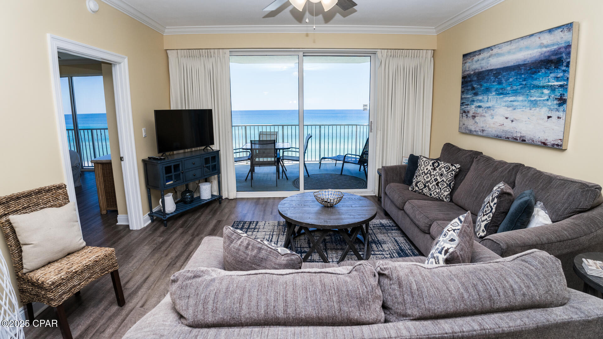 Image 6 For 9450 Thomas Drive 604bb