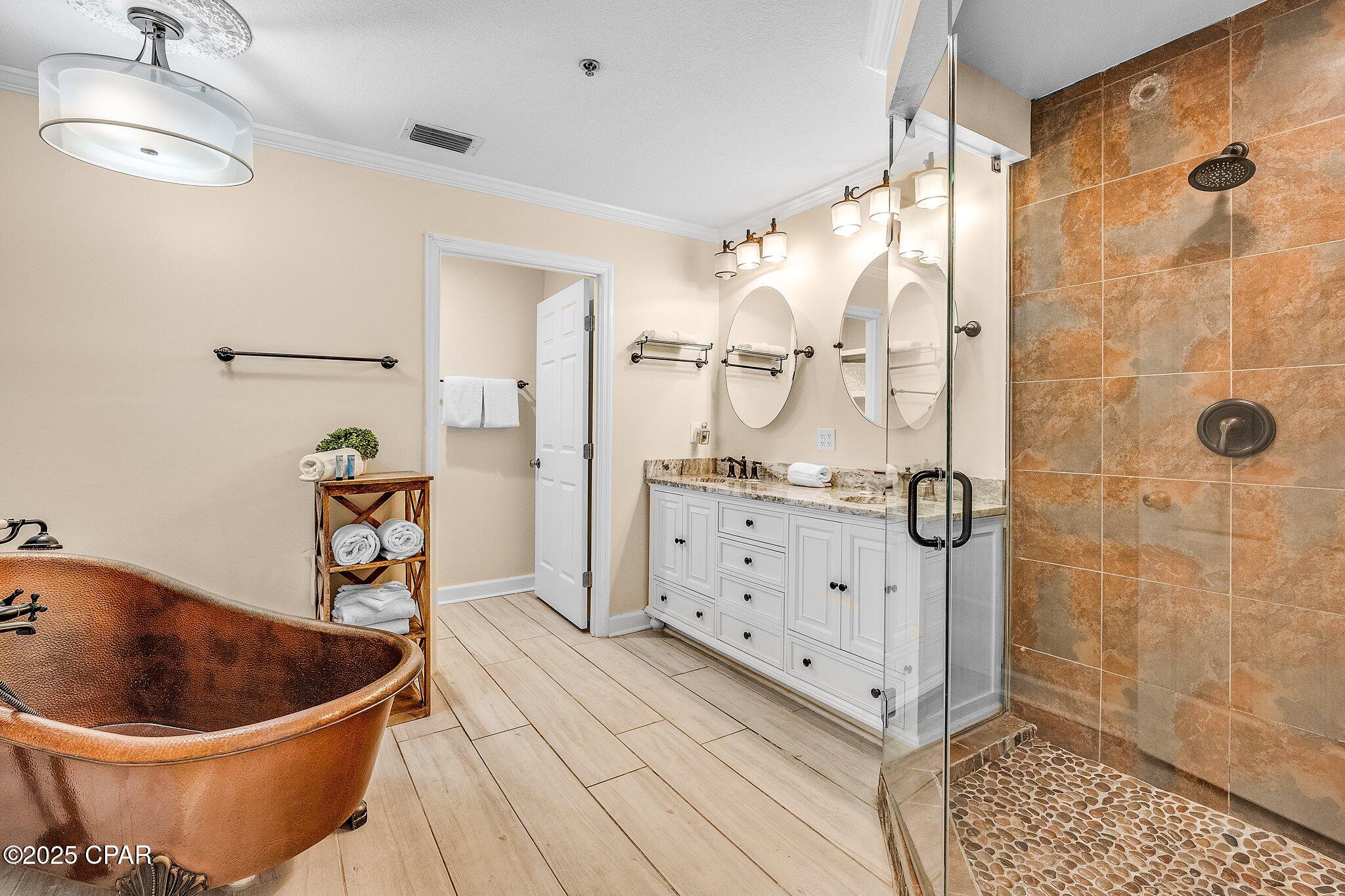 Image 10 For 6627 Thomas Drive 301