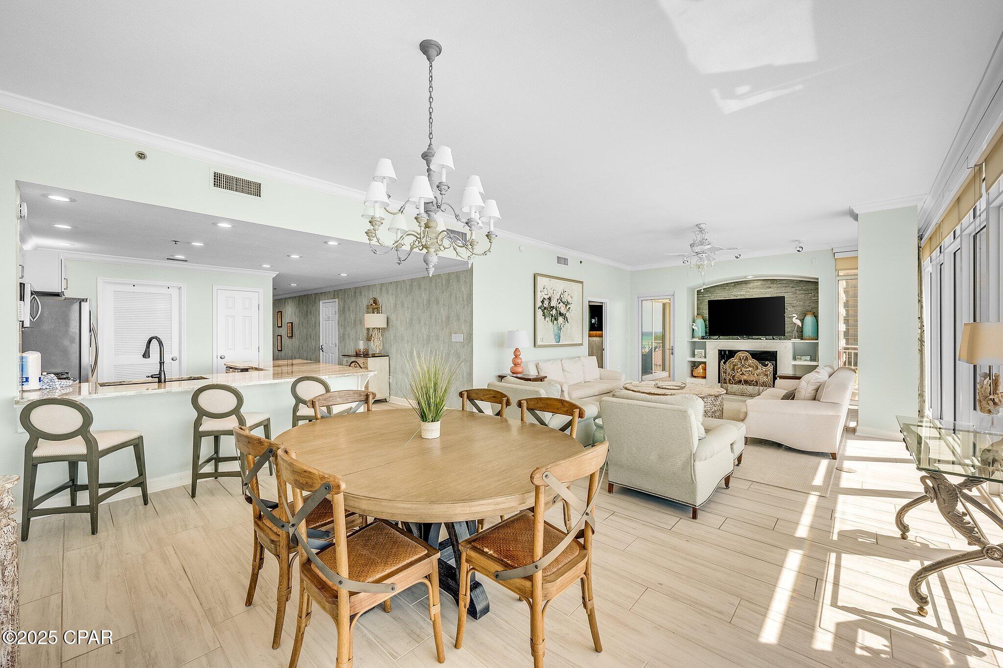 Listing photo id 29 for 6627 Thomas Drive 301