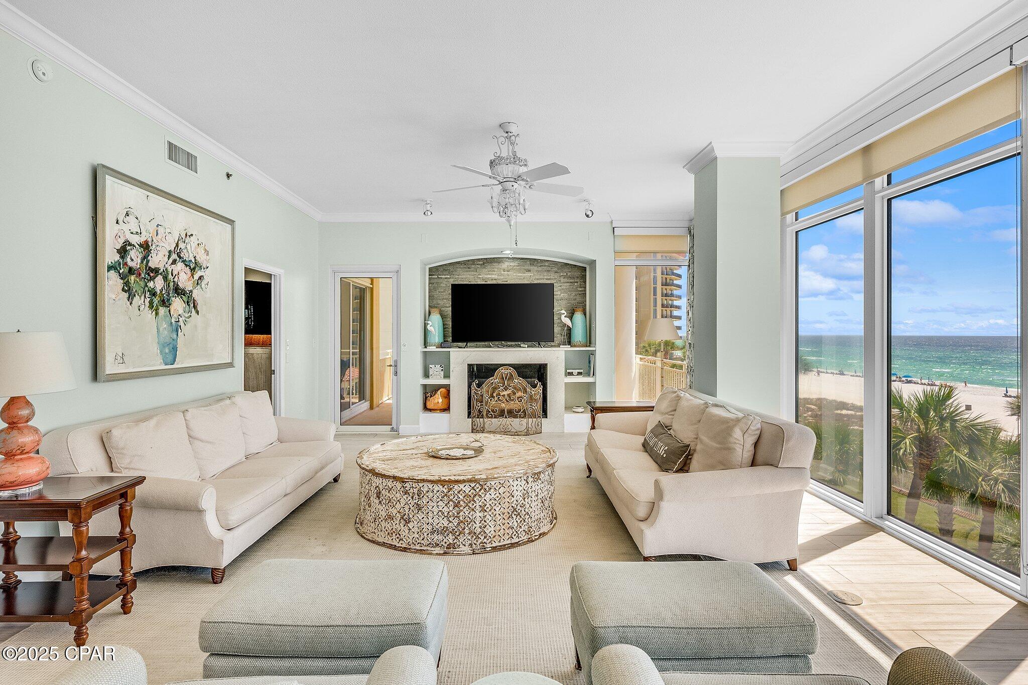 Listing photo id 33 for 6627 Thomas Drive 301