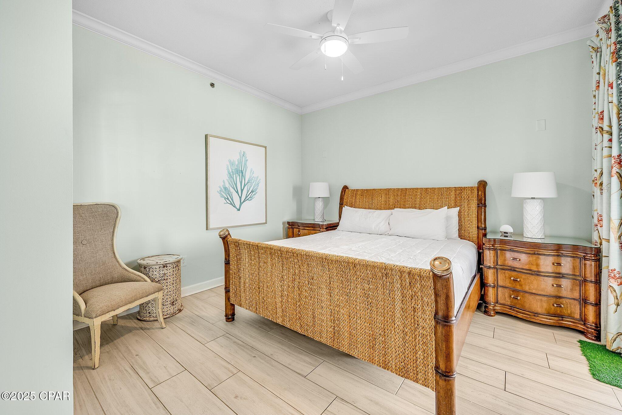 Listing photo id 34 for 6627 Thomas Drive 301