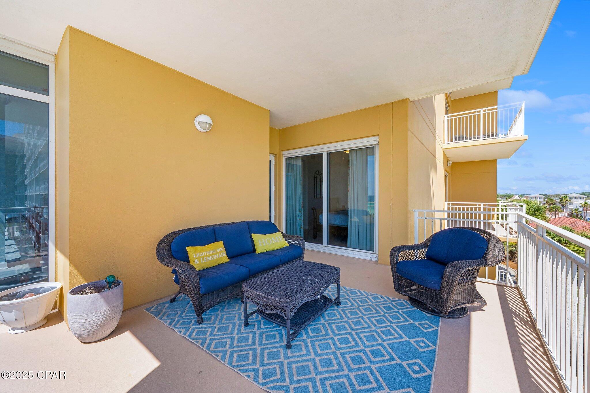 Listing photo id 38 for 6627 Thomas Drive 301