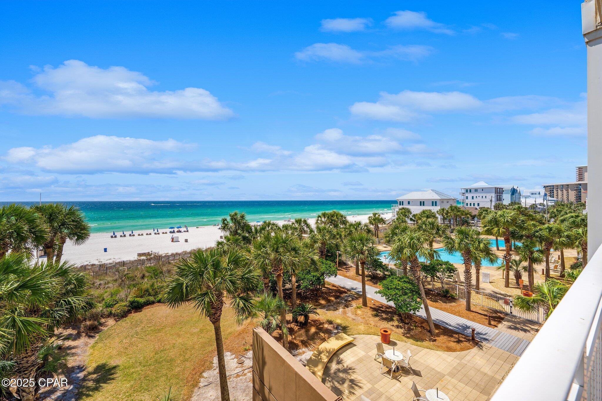 Listing photo id 43 for 6627 Thomas Drive 301