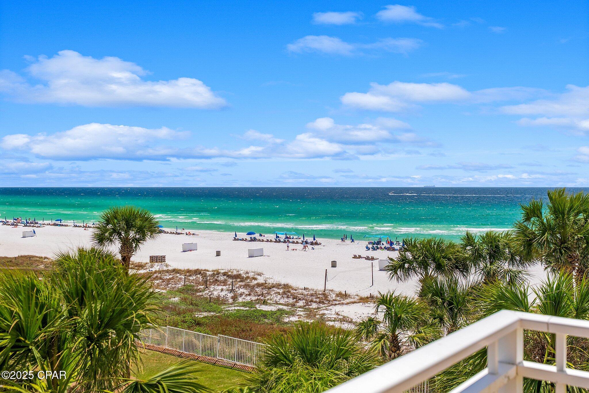 Listing photo id 46 for 6627 Thomas Drive 301