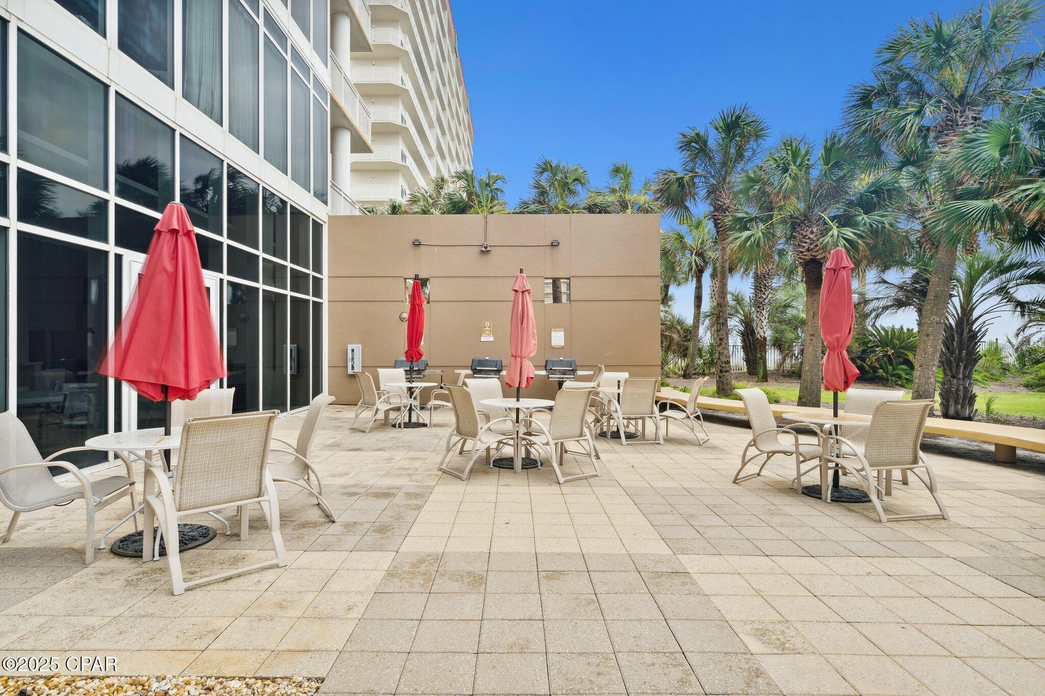 Listing photo id 59 for 6627 Thomas Drive 301