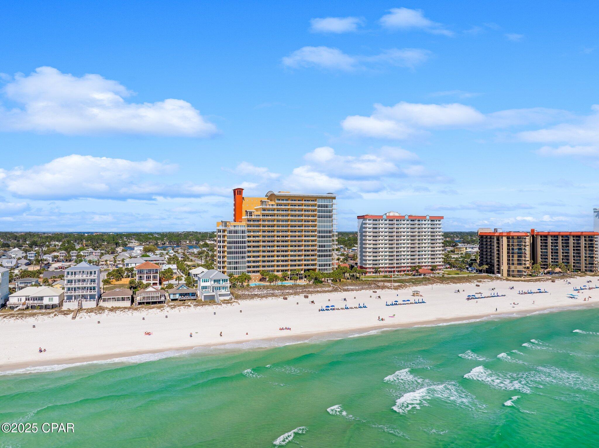 Listing photo id 73 for 6627 Thomas Drive 301