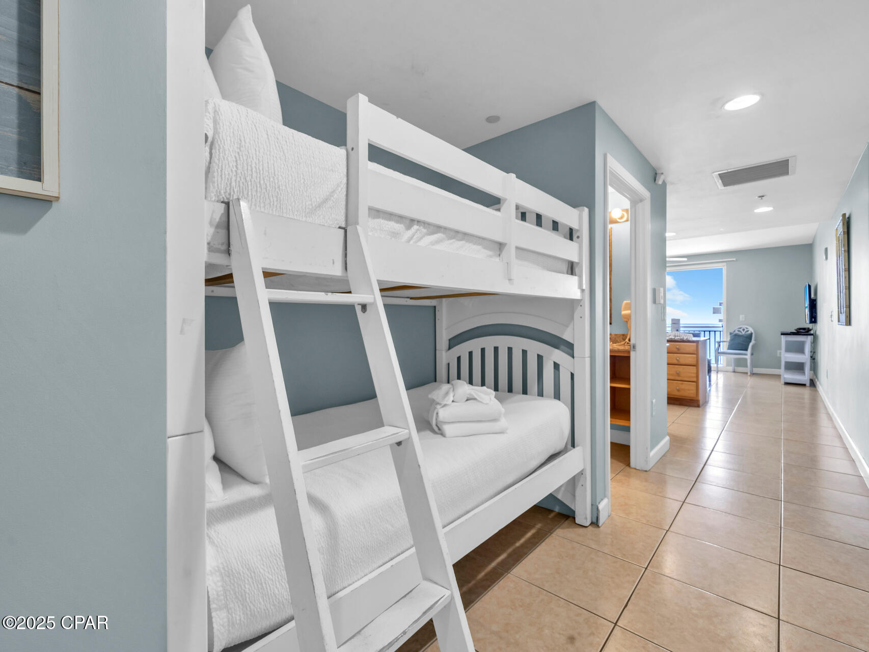 Image 12 For 17739 Front Beach Road 904w