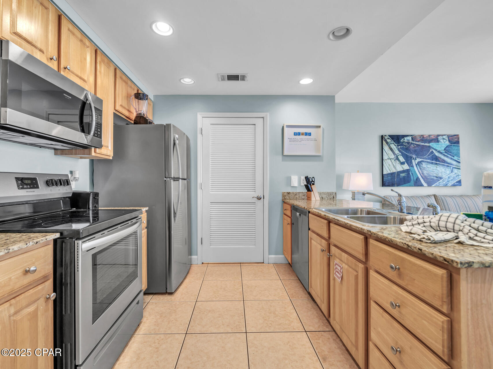 Image 6 For 17739 Front Beach Road 904w