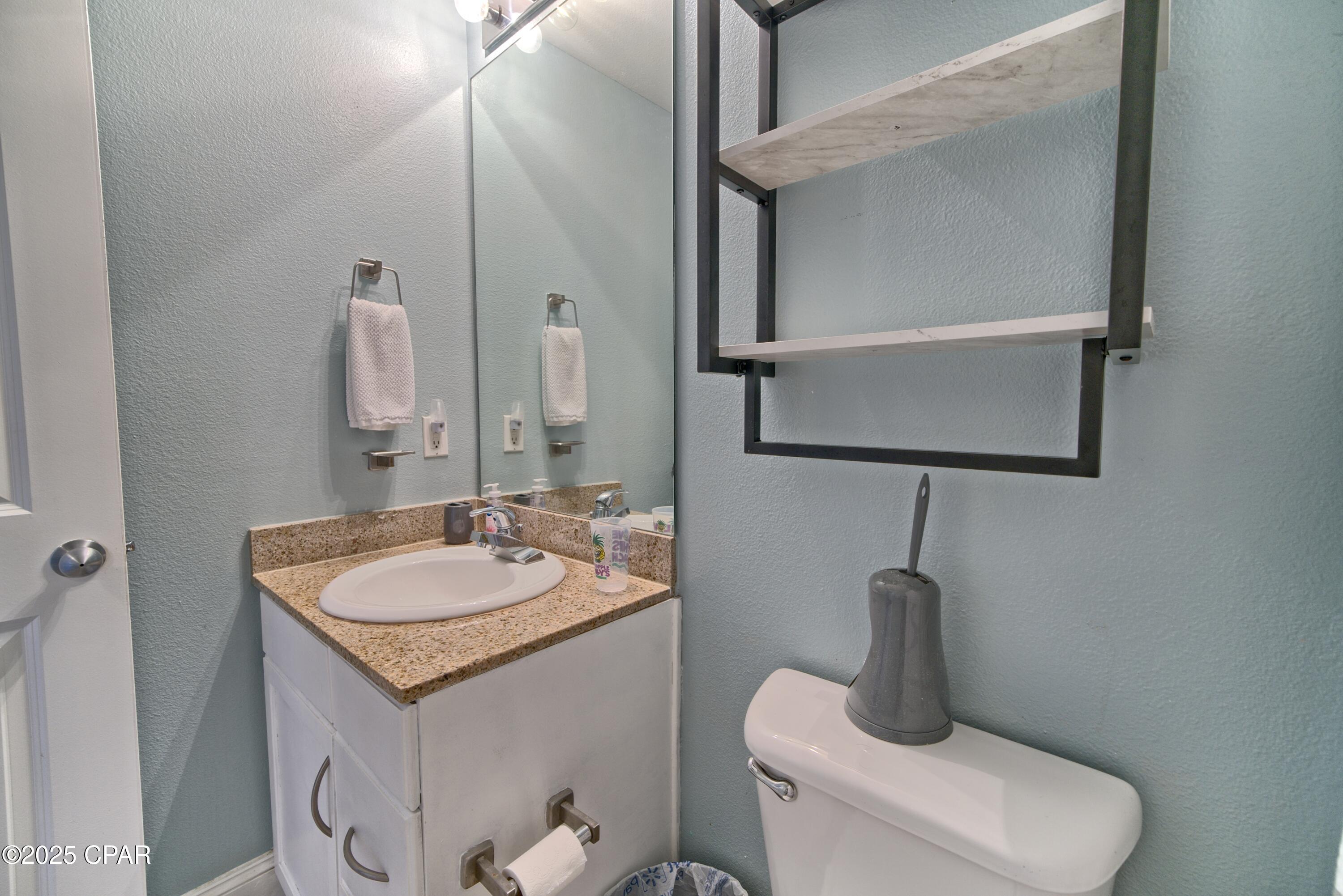 Image 24 For 9902 Thomas Drive 1431