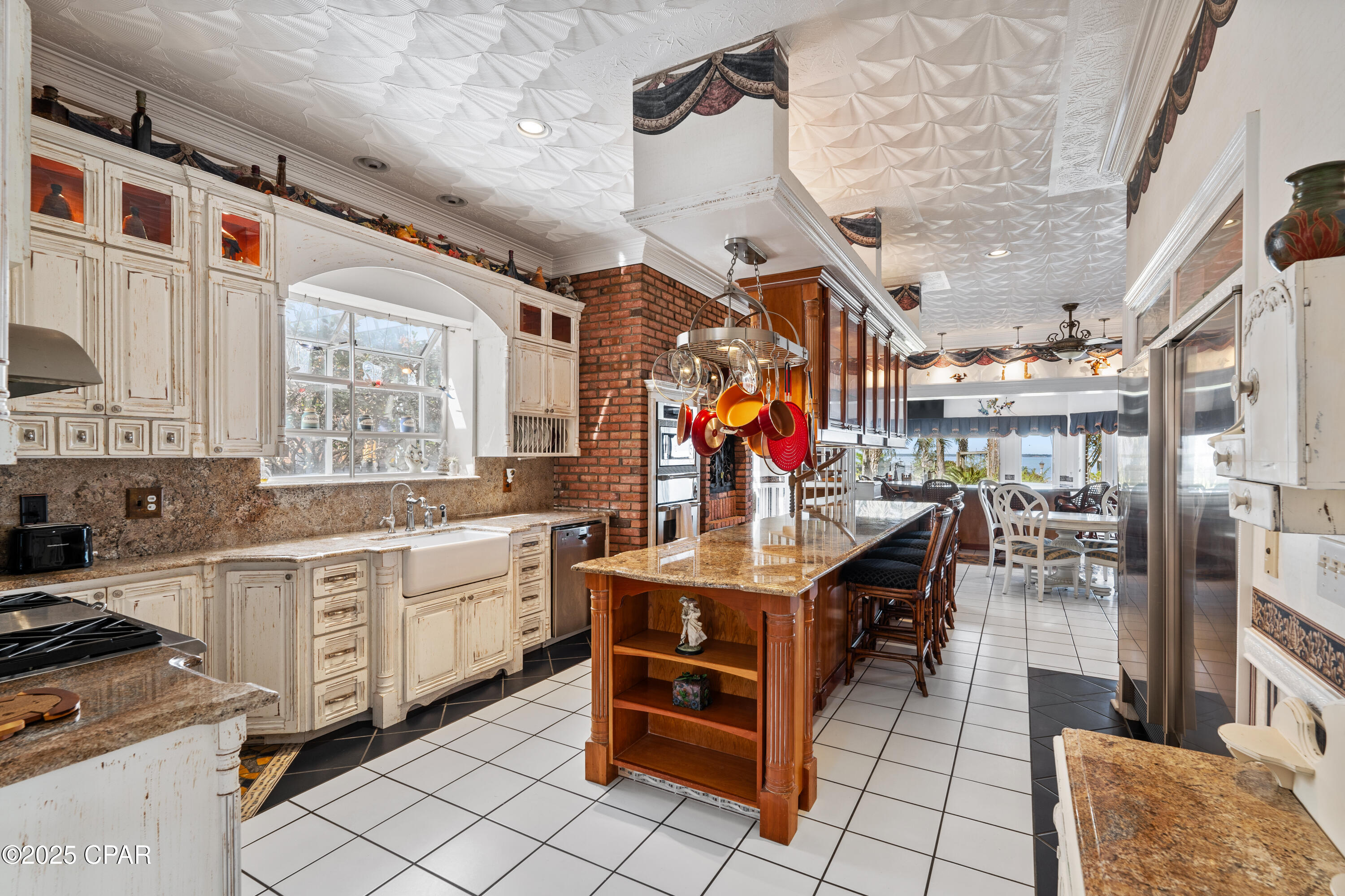 Image 26 For 364 Walton Way