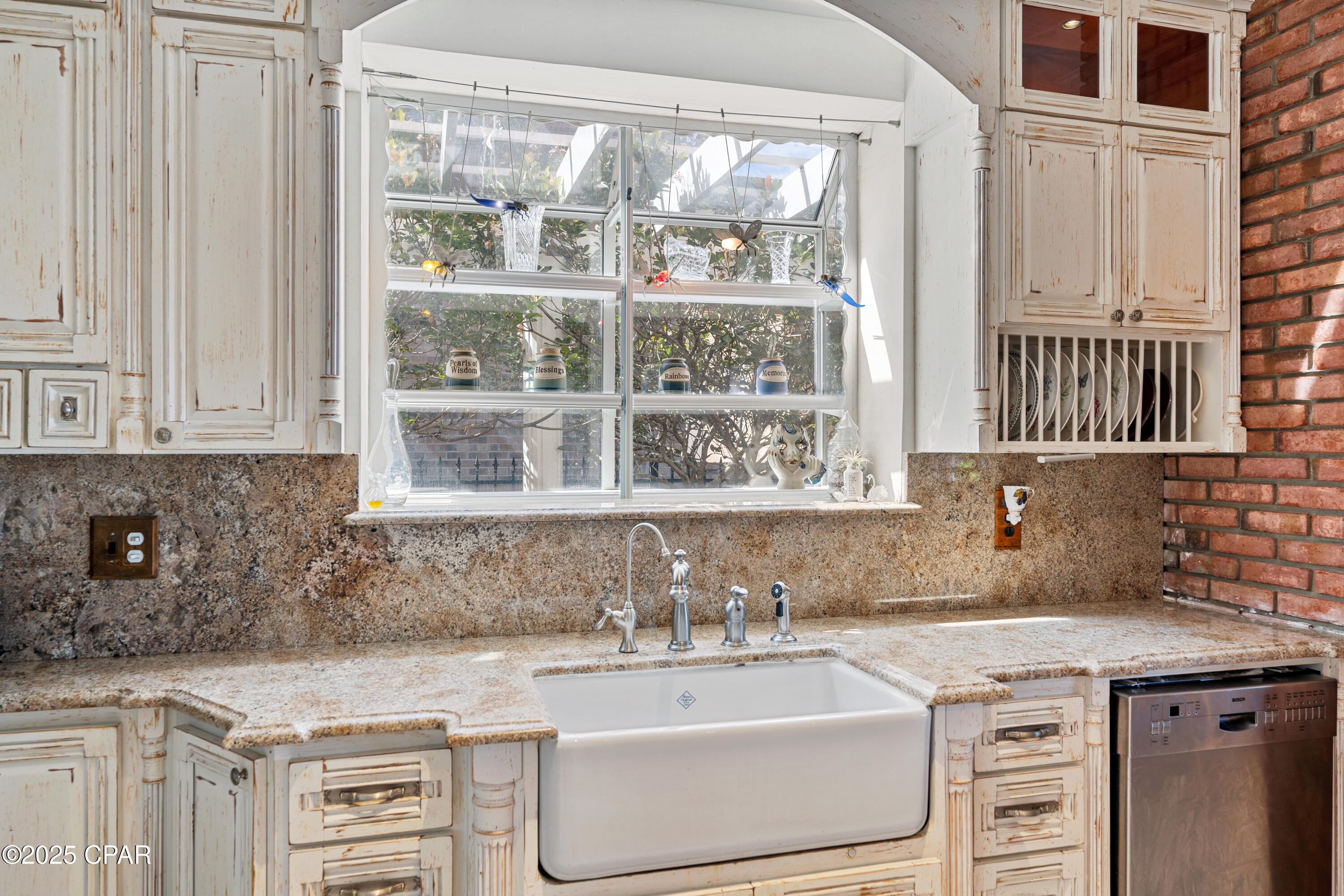 Image 28 For 364 Walton Way