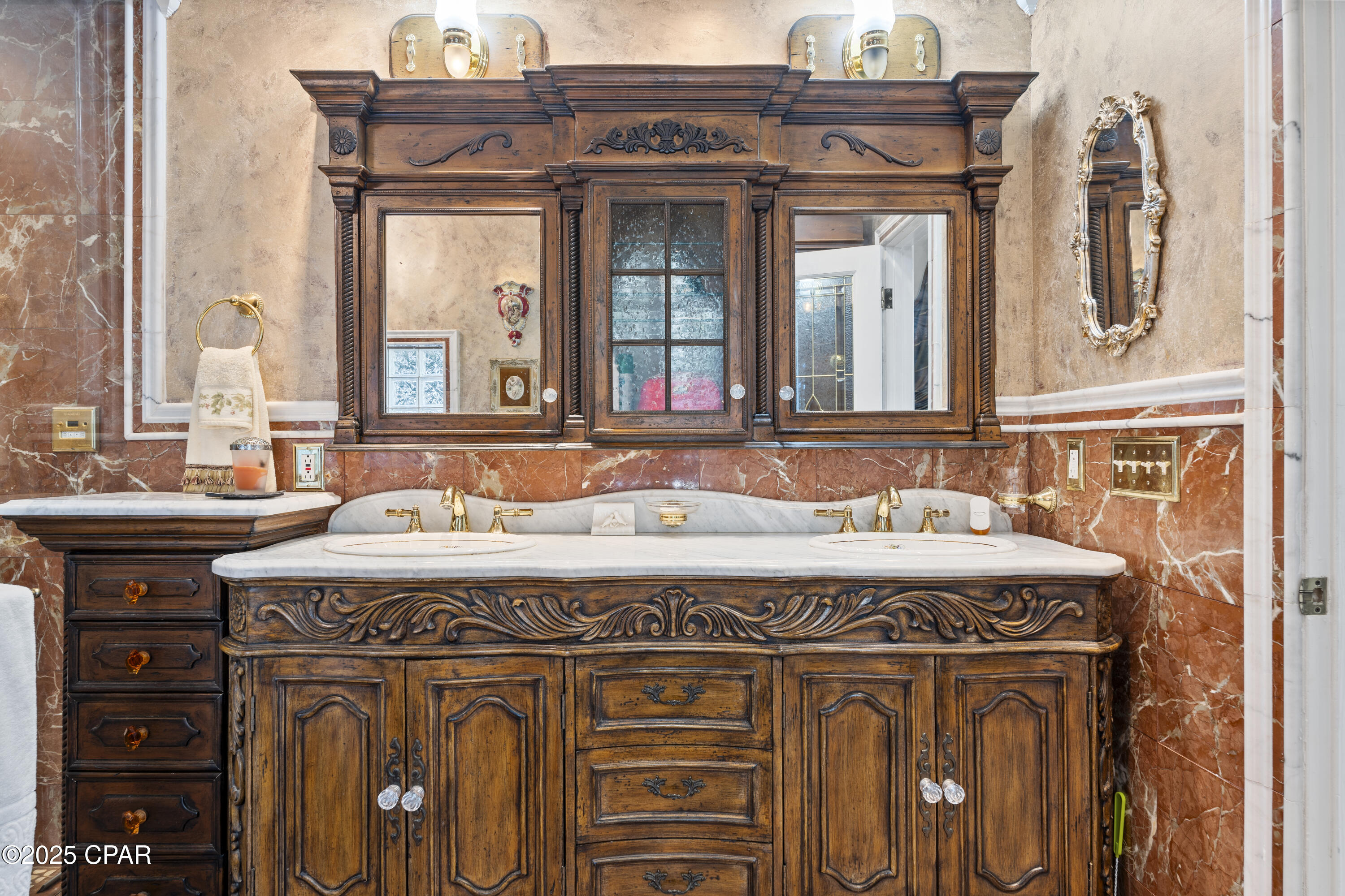 Image 40 For 364 Walton Way