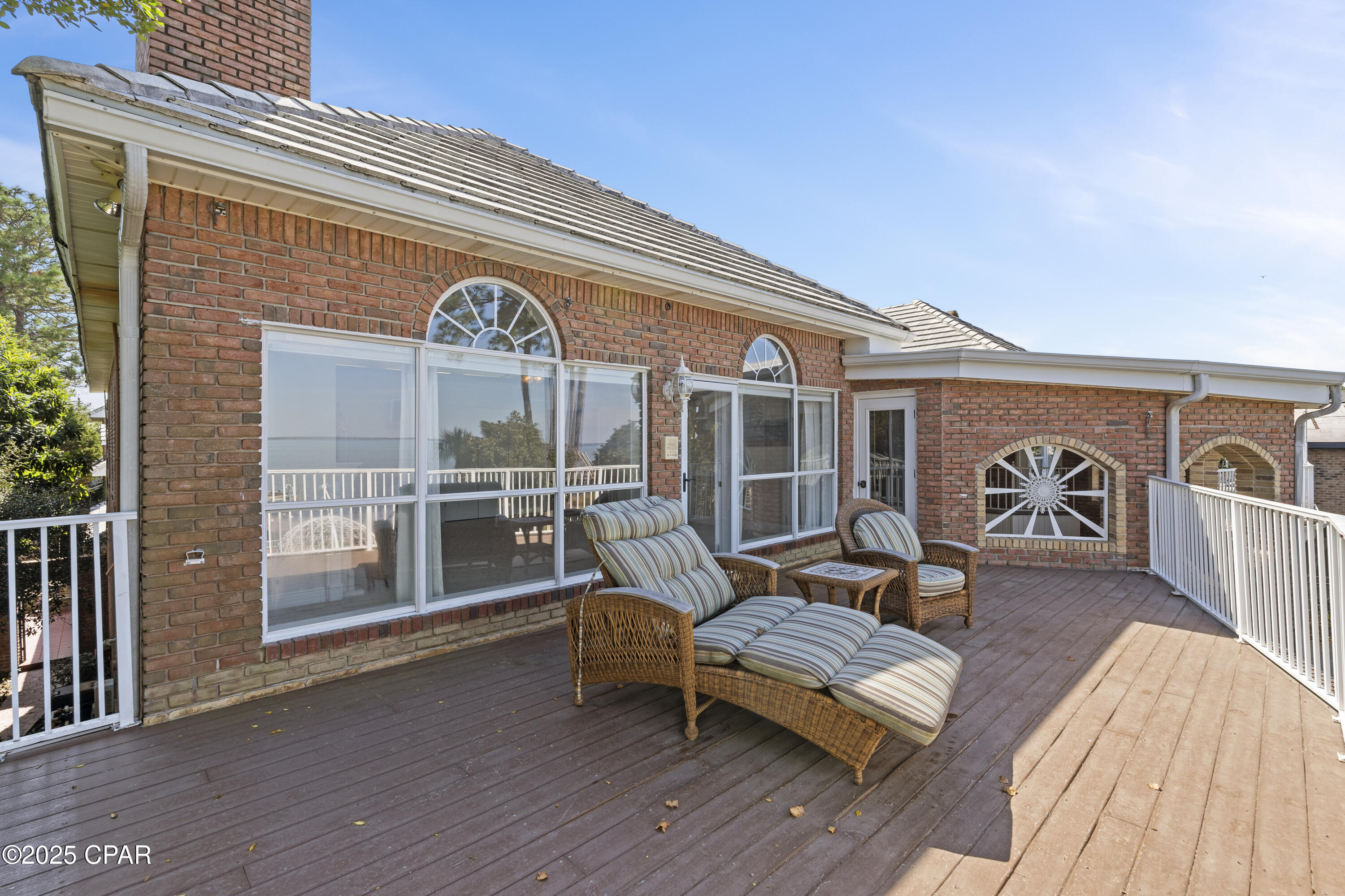 Image 57 For 364 Walton Way