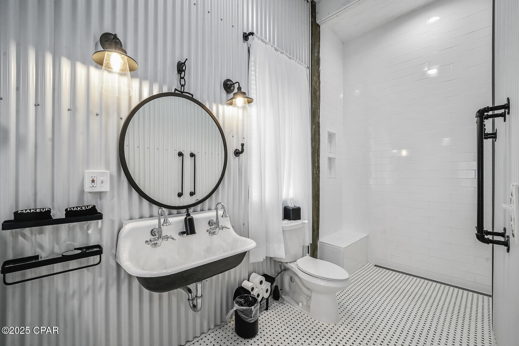 Image 16 For 7148 Leeward Street