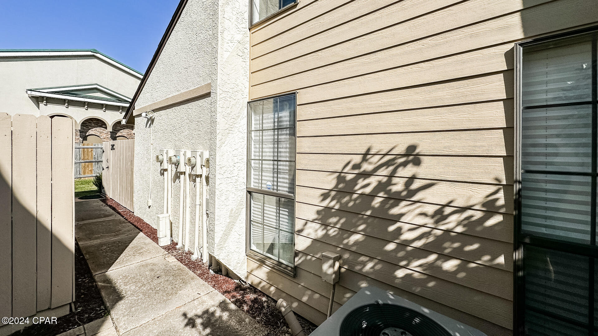 Image 31 For 17462 Front Beach Road 21c