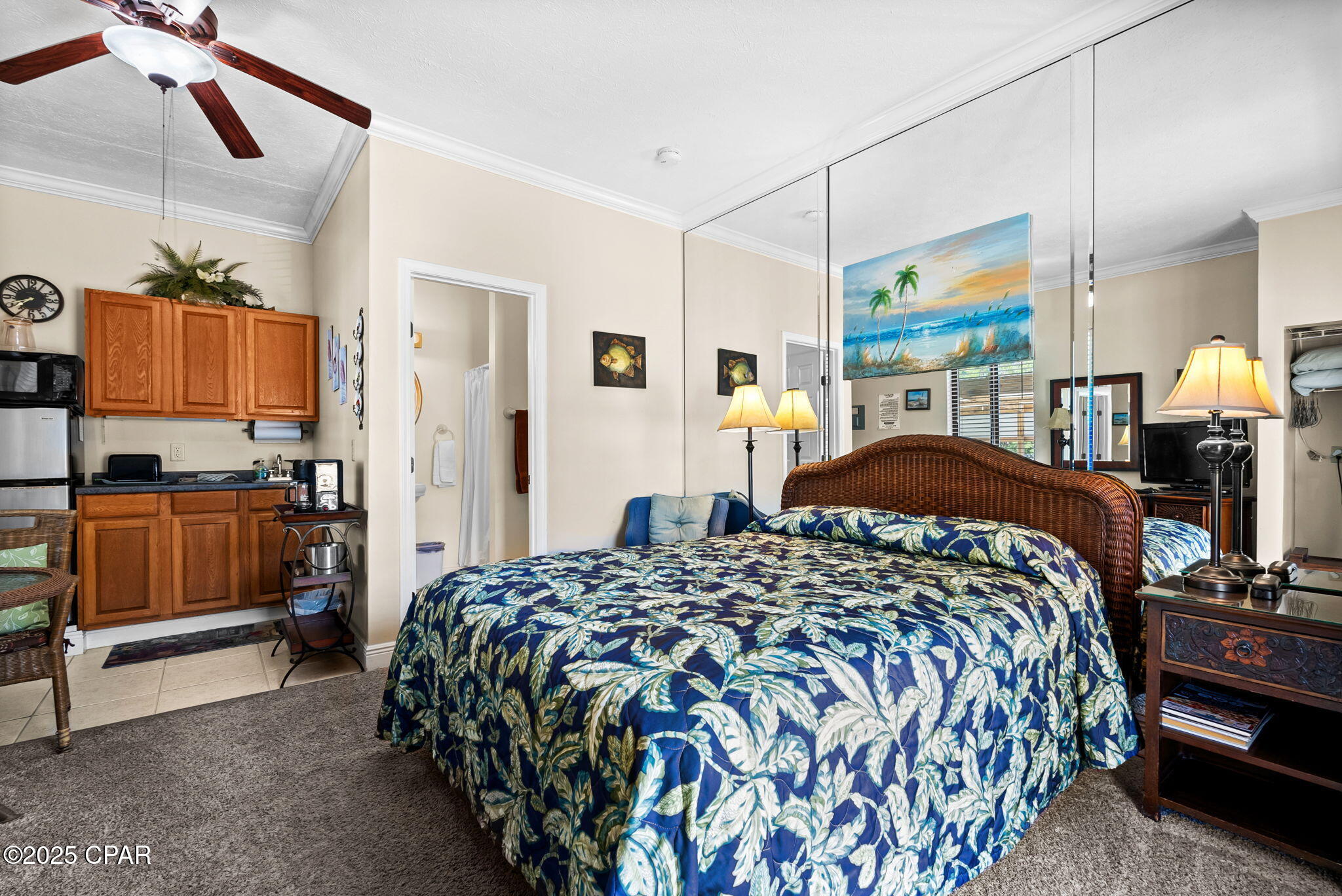 Listing photo id 28 for 8614 Surf Drive