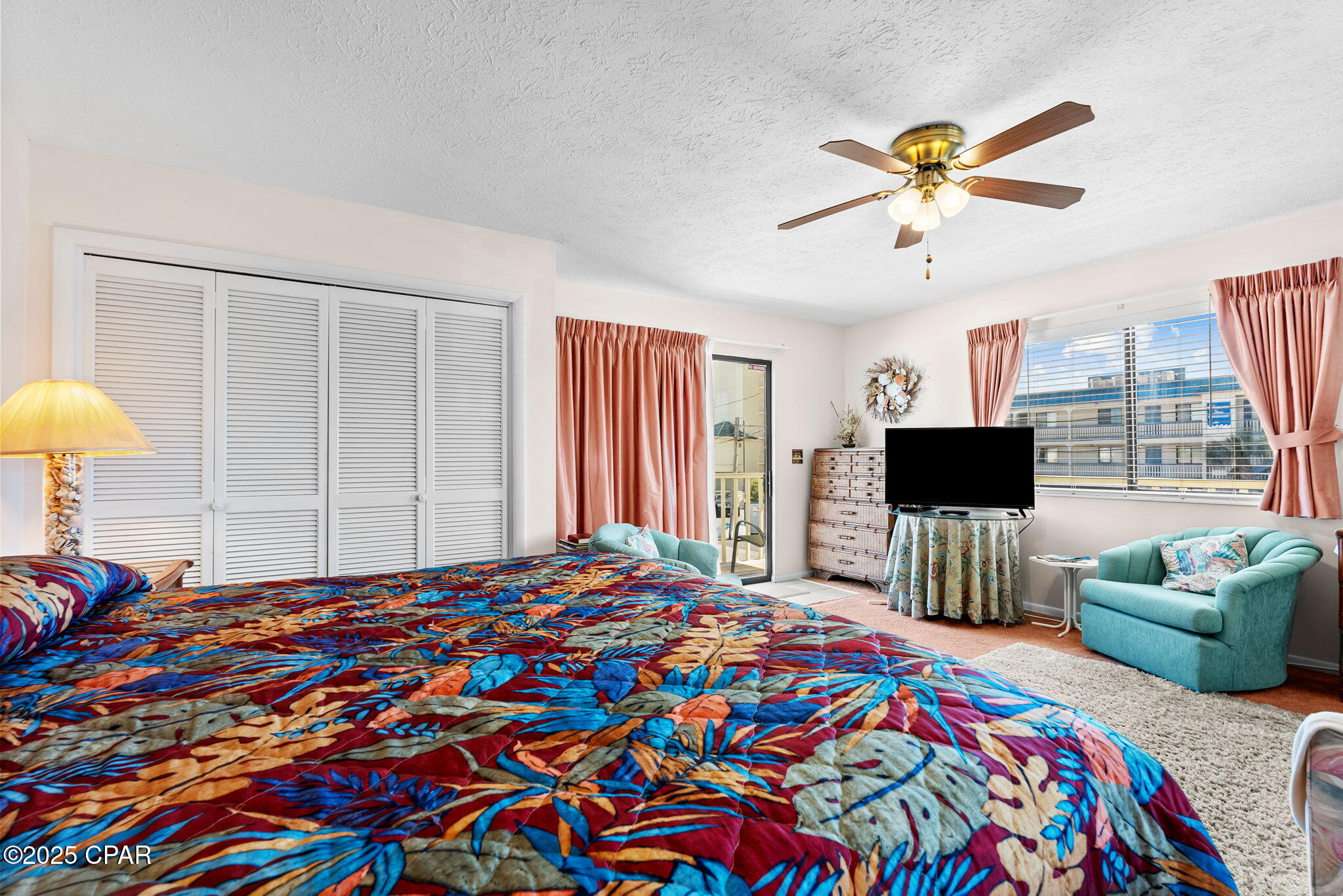 Listing photo id 33 for 8614 Surf Drive