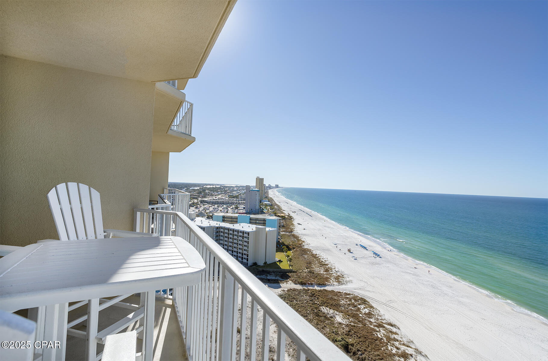 Listing photo id 11 for 9450 Thomas Drive 1702b