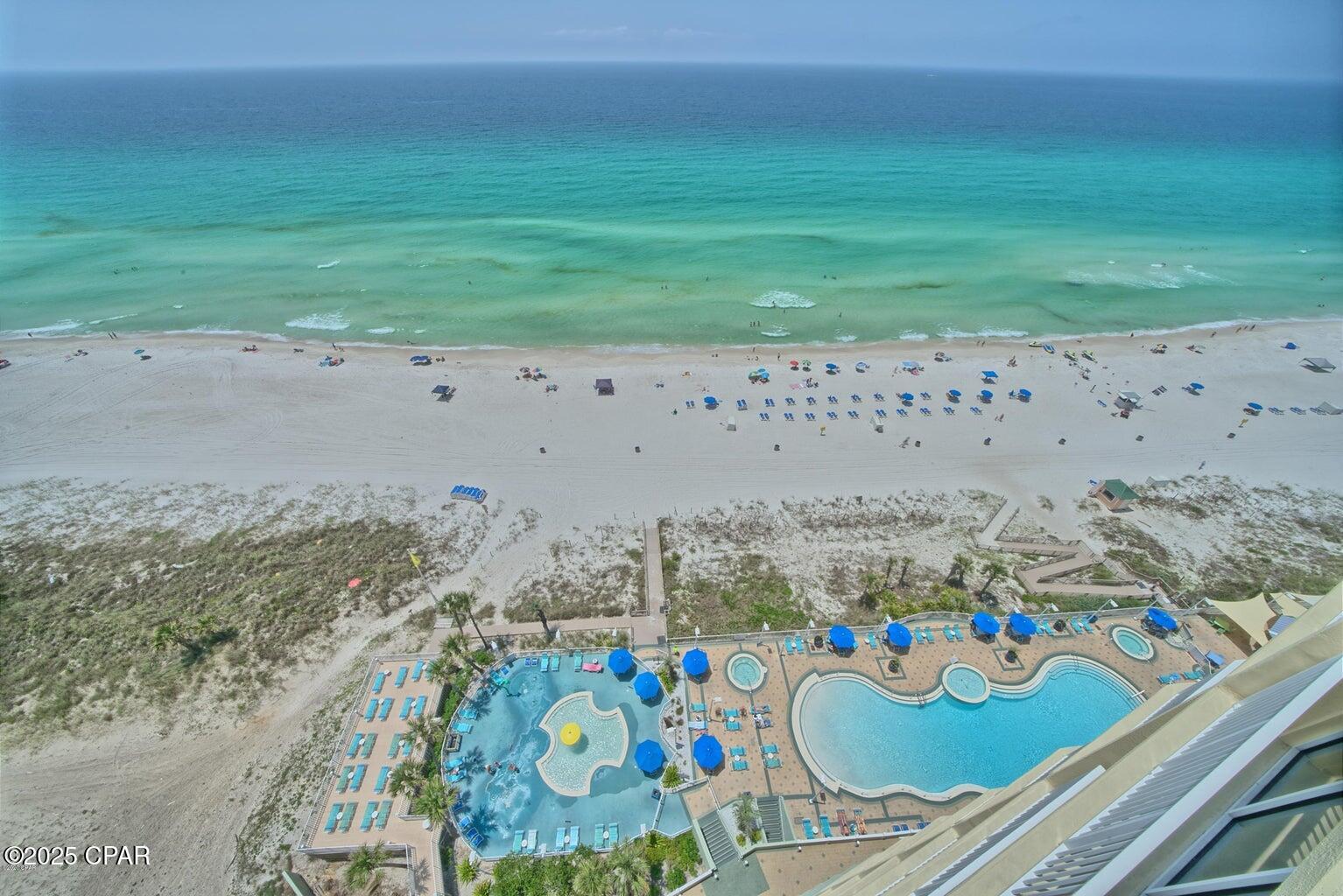 Listing photo id 36 for 9450 Thomas Drive 1702b