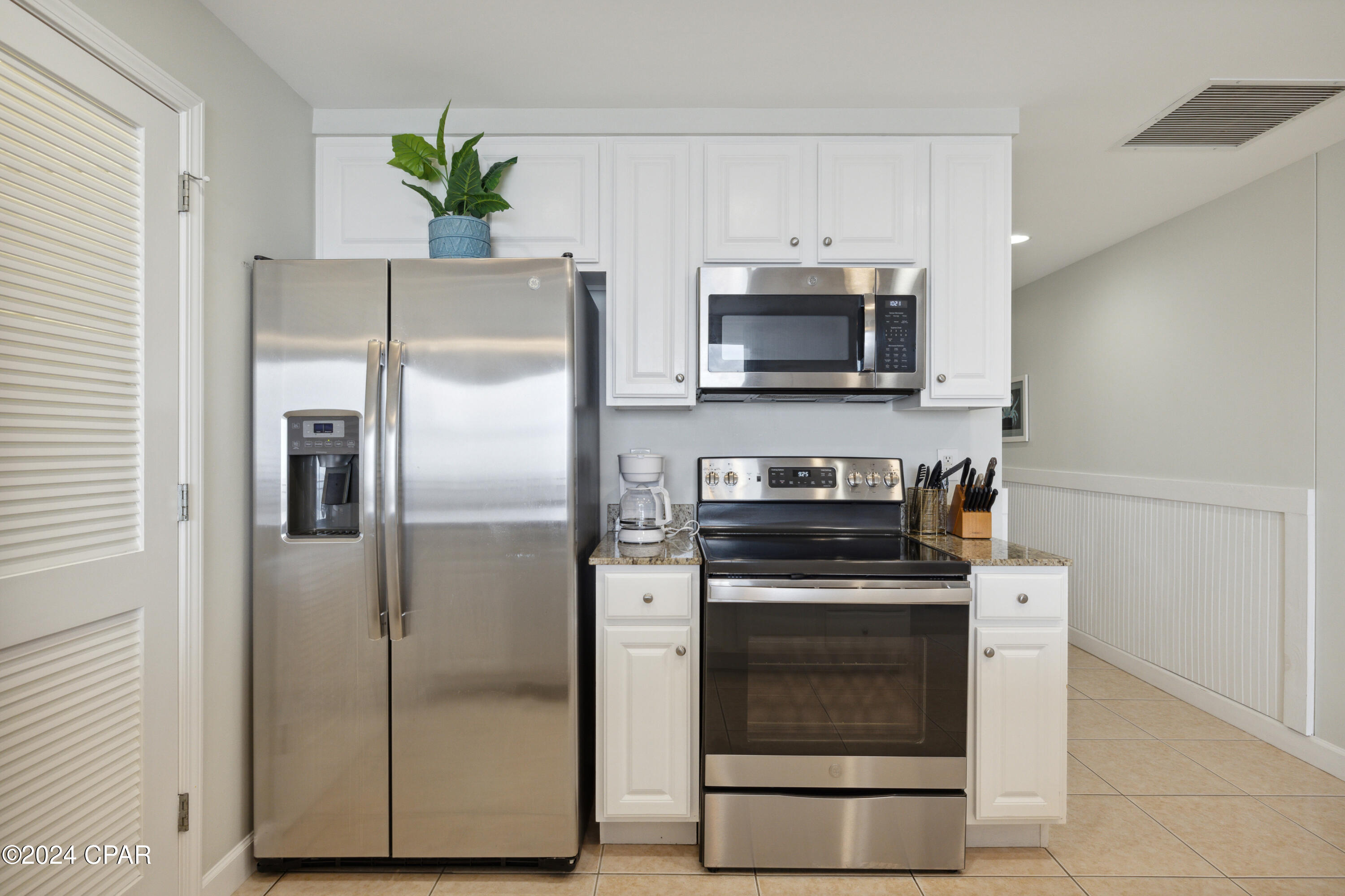 Image 17 For 17729 Front Beach Road 1504e