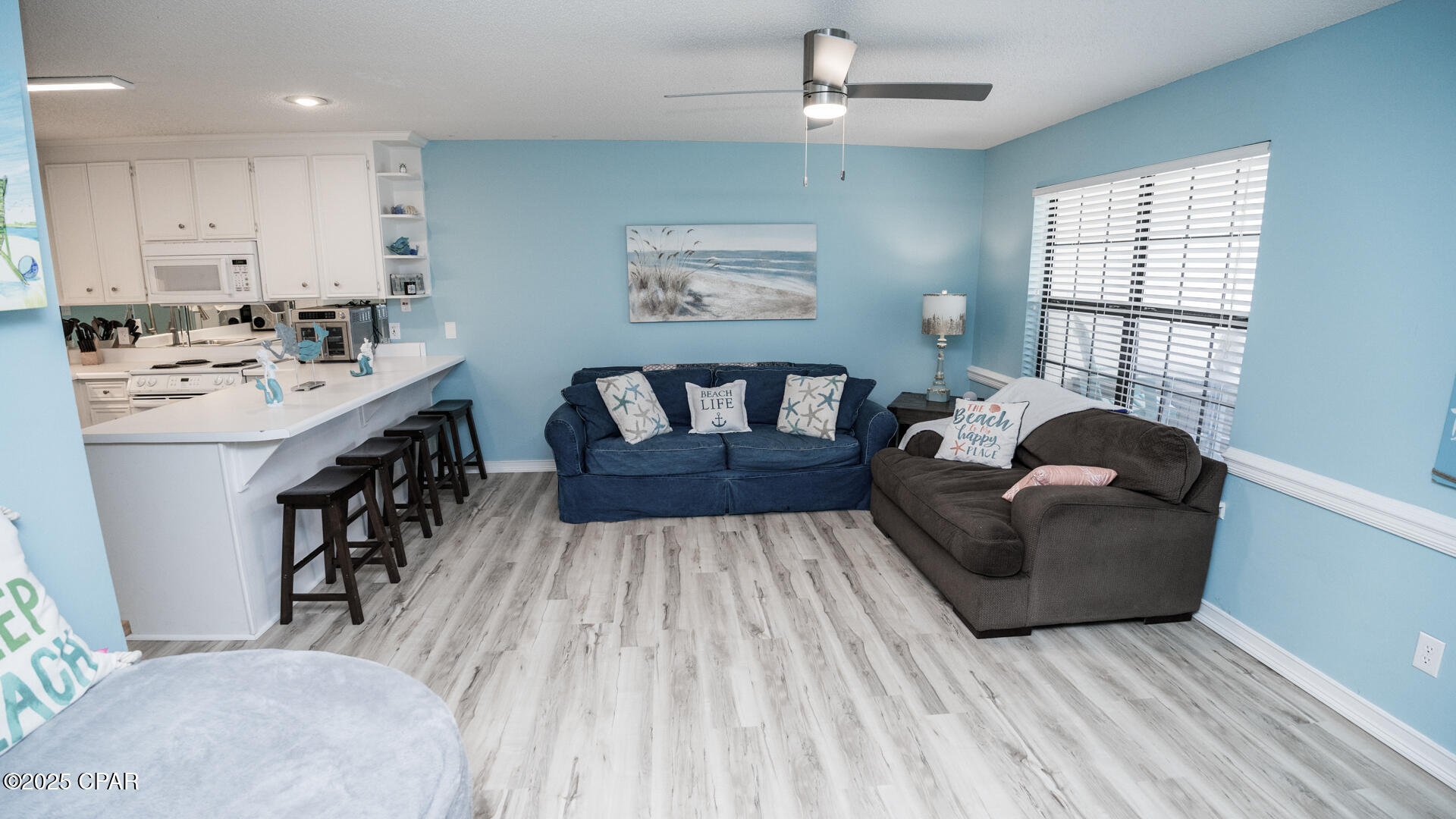 Image 1 For 17462 Front Beach Road 75f