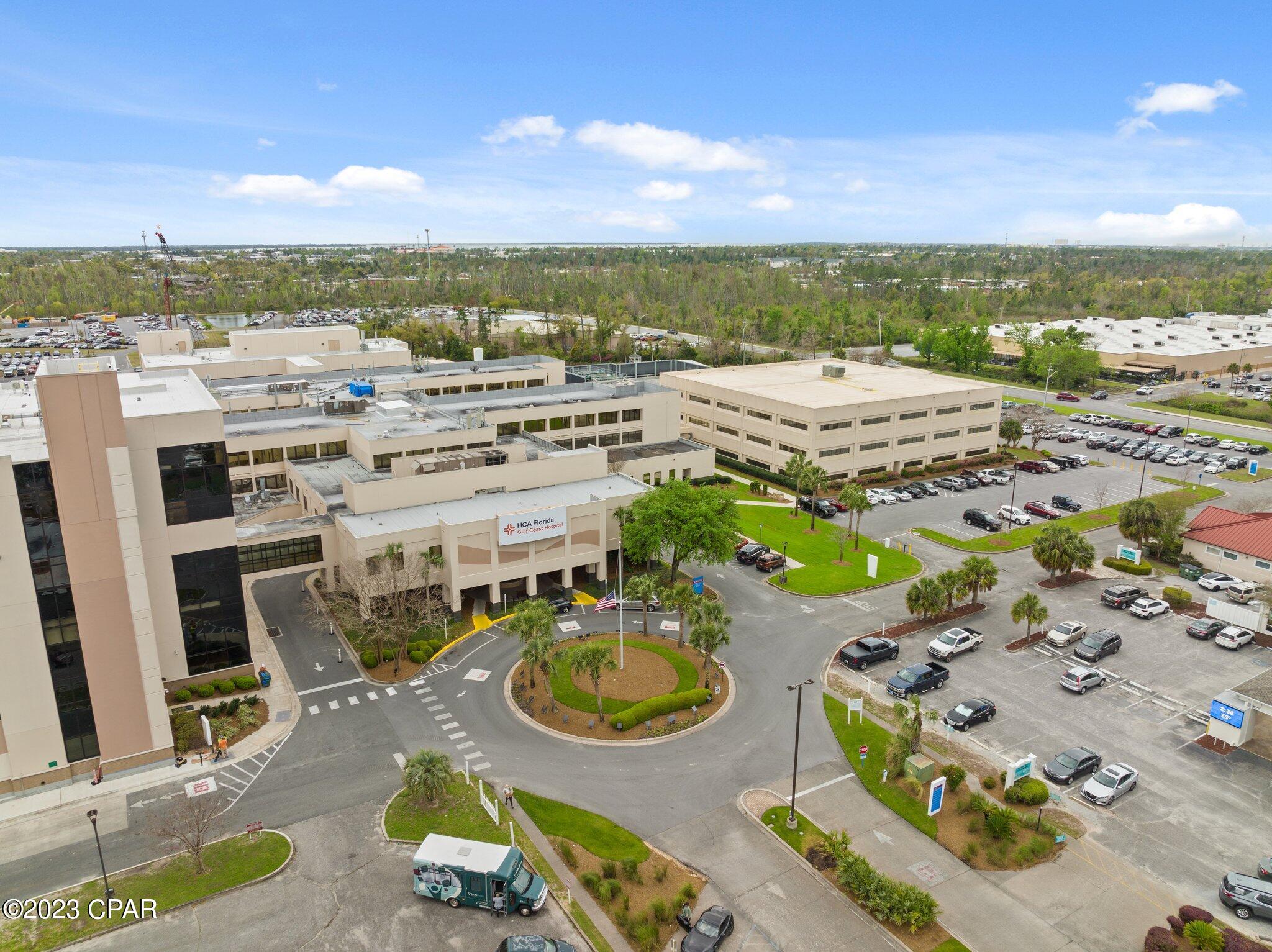 Image 13 For 2202 State Avenue