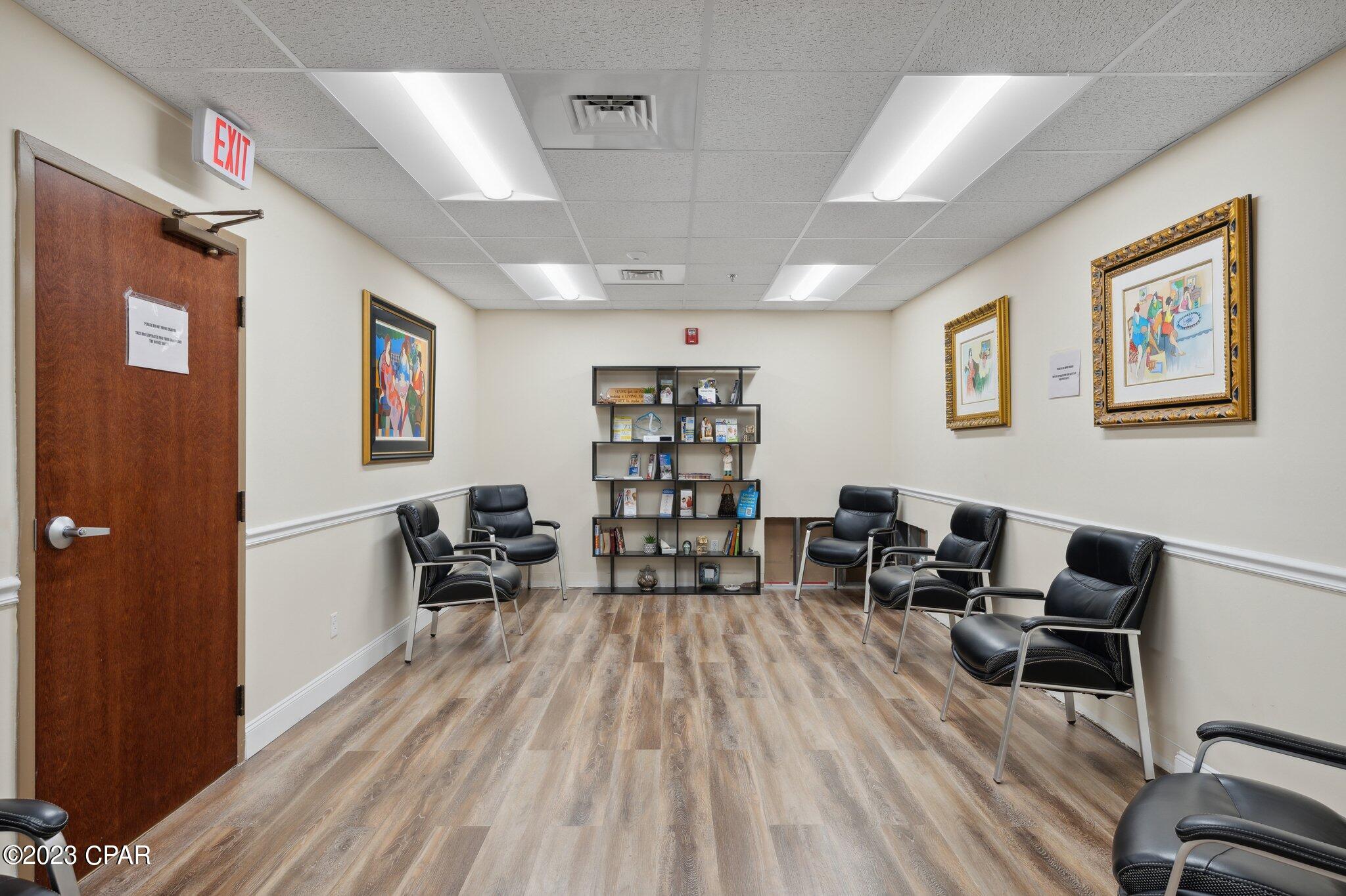 Image 52 For 2202 State Avenue