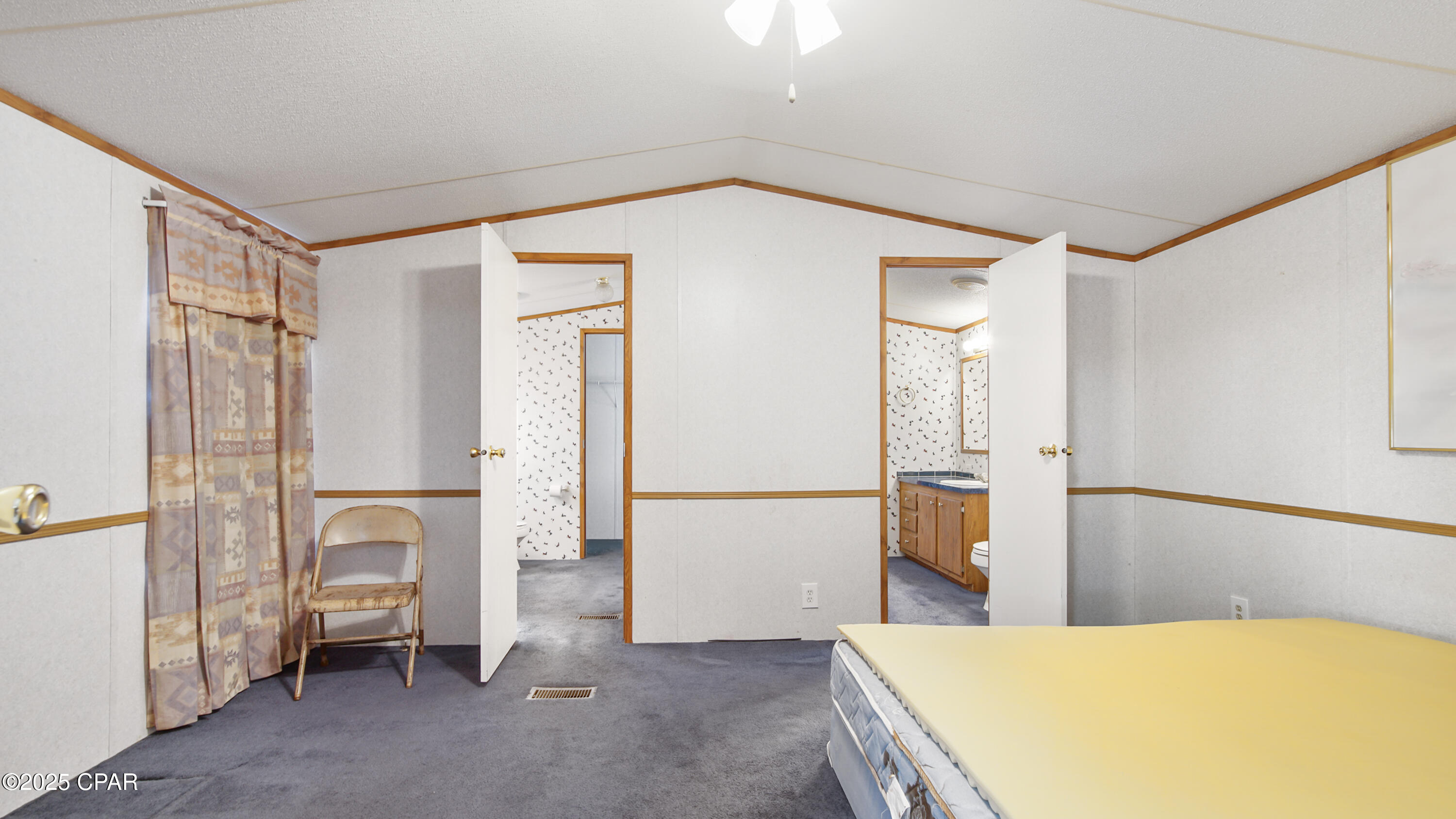 Listing photo id 30 for 17139 Highway 231