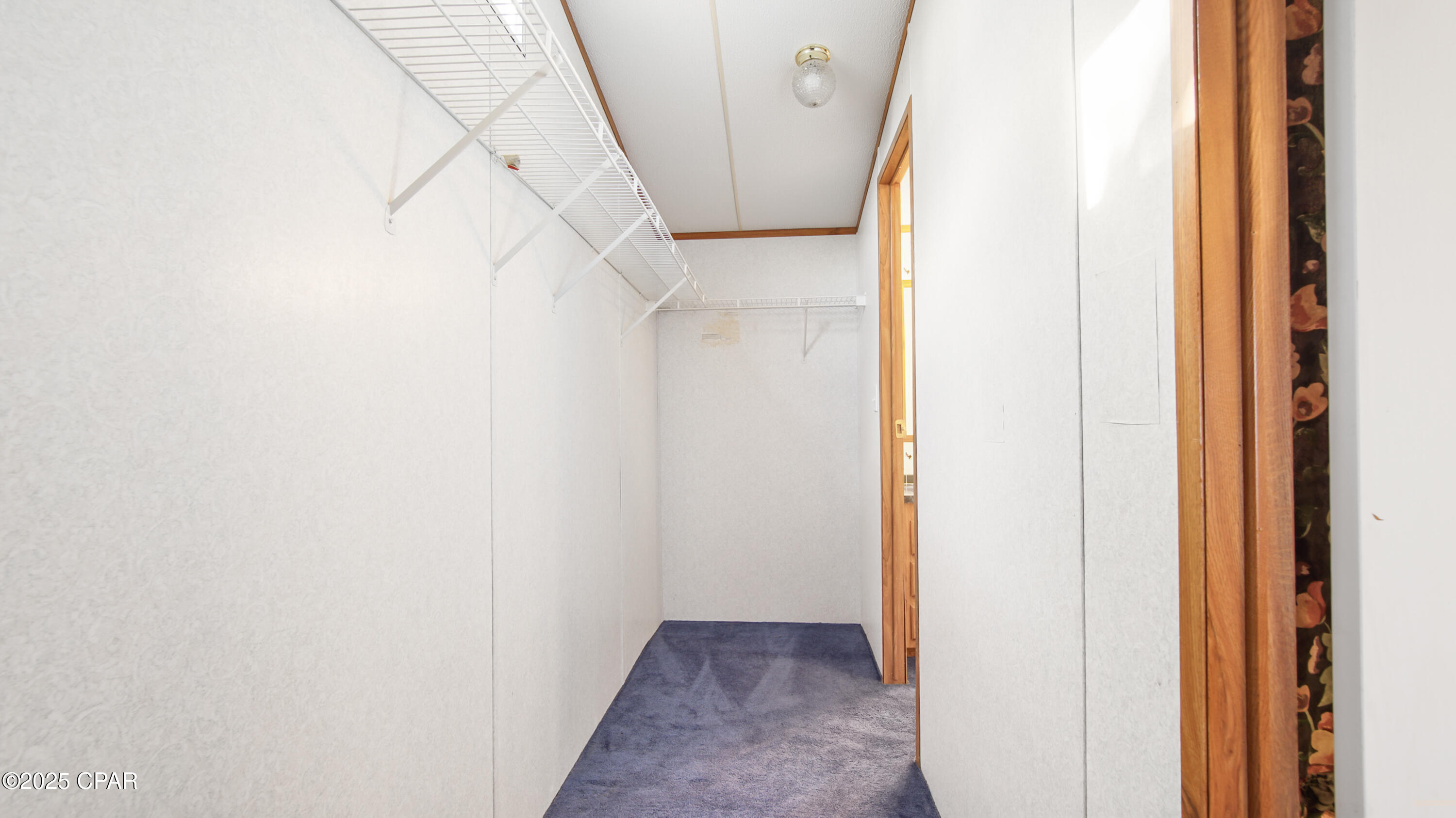 Listing photo id 32 for 17139 Highway 231