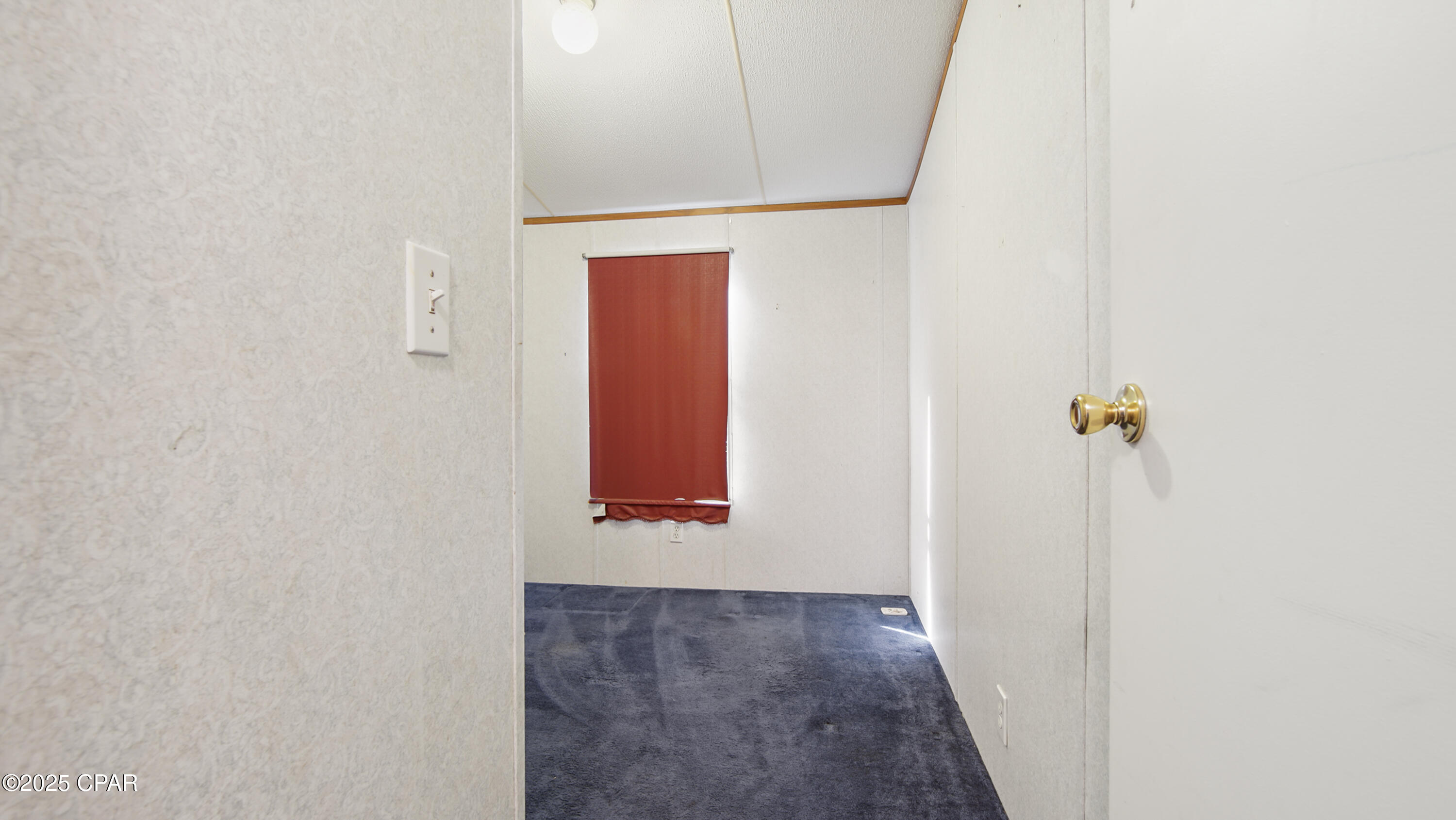 Listing photo id 33 for 17139 Highway 231