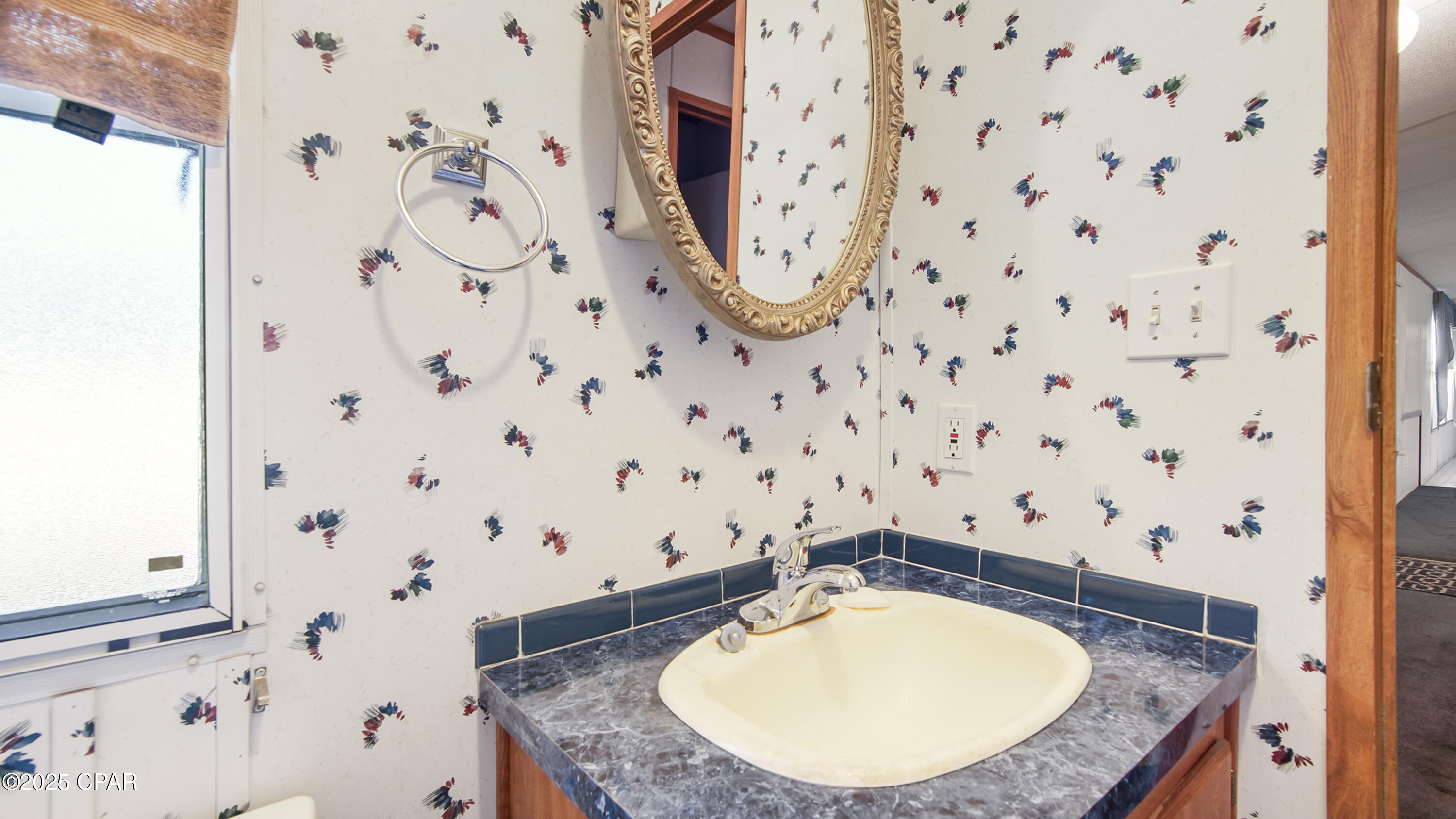 Listing photo id 35 for 17139 Highway 231