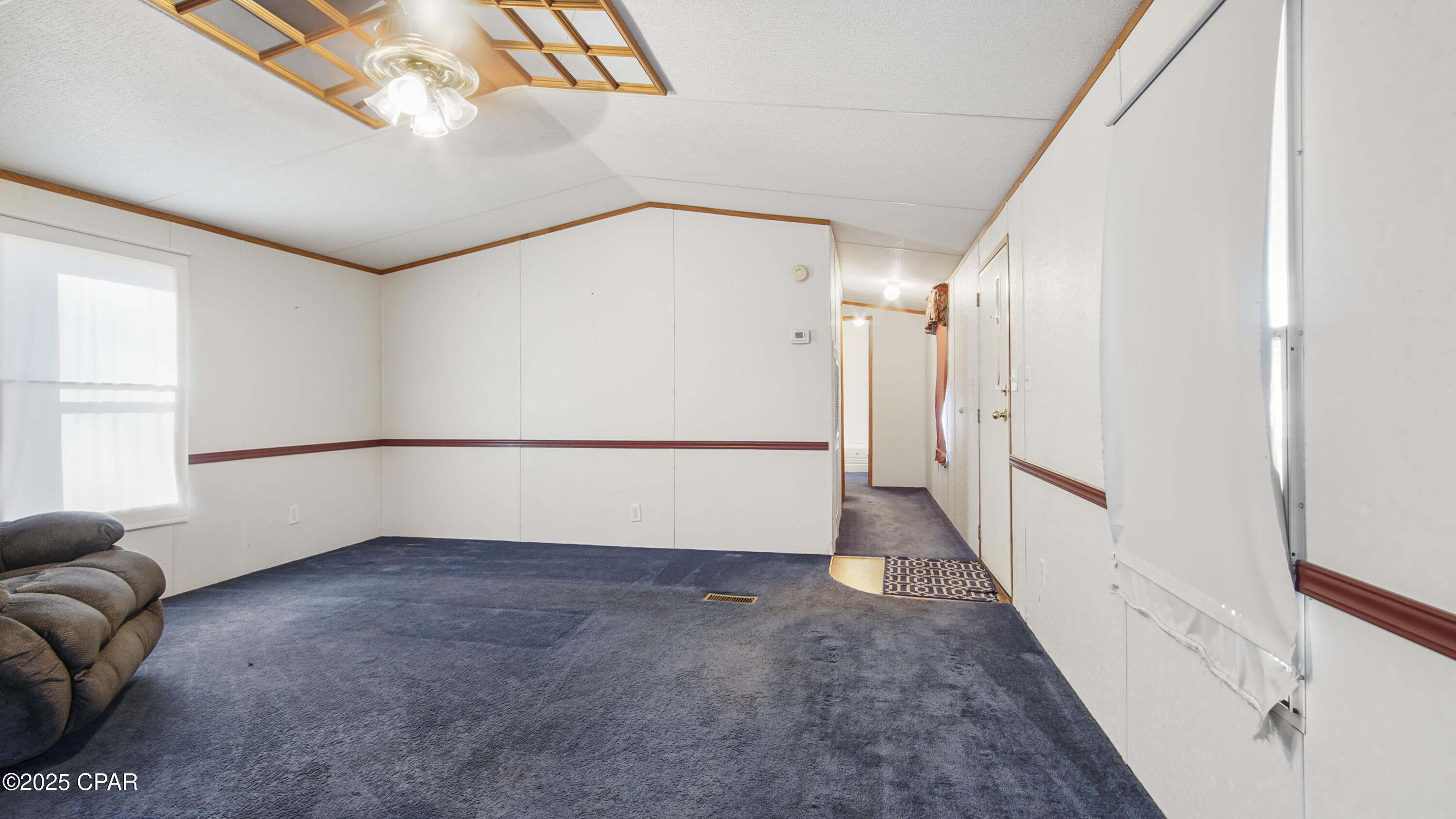 Listing photo id 44 for 17139 Highway 231