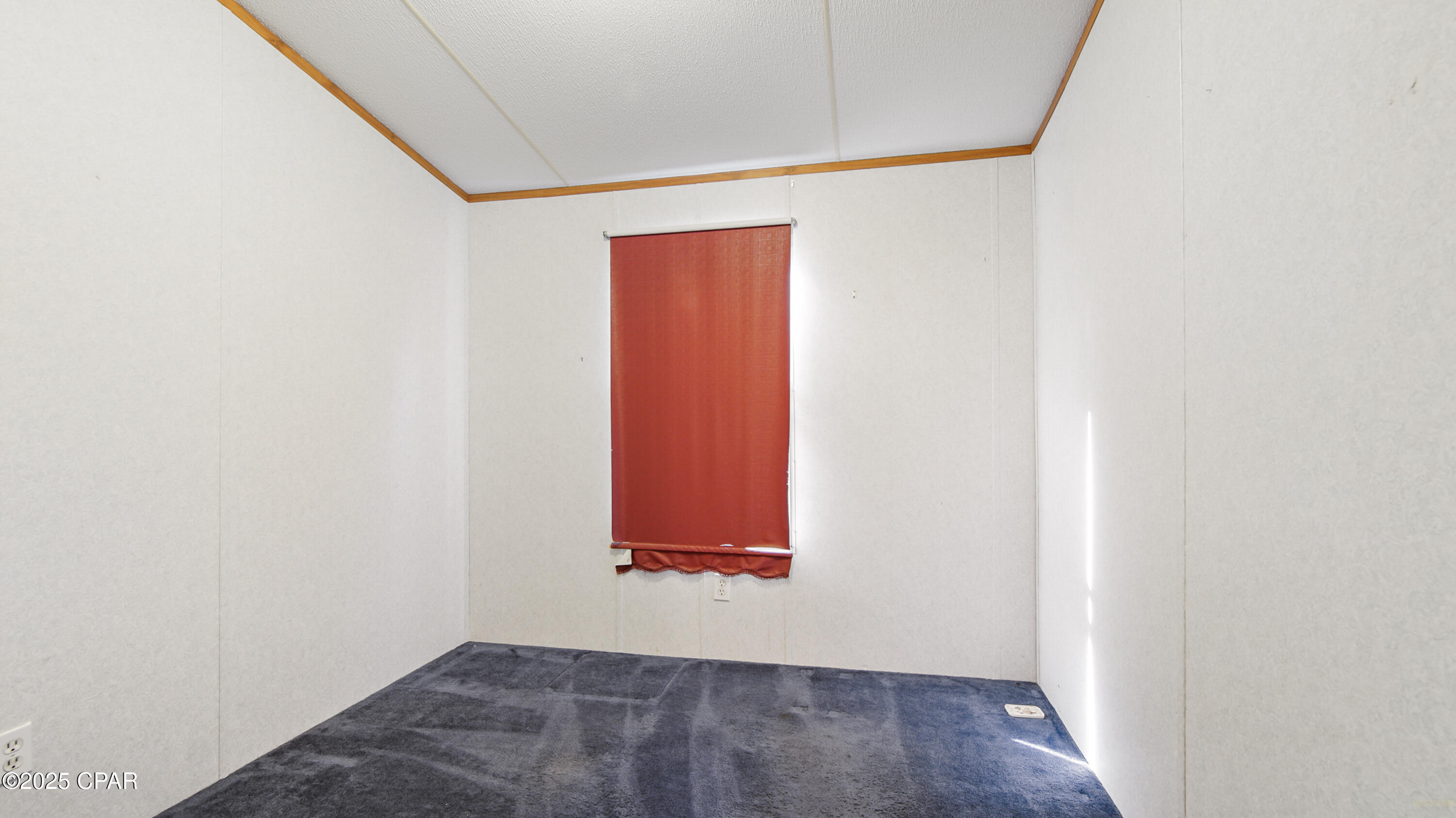 Listing photo id 45 for 17139 Highway 231