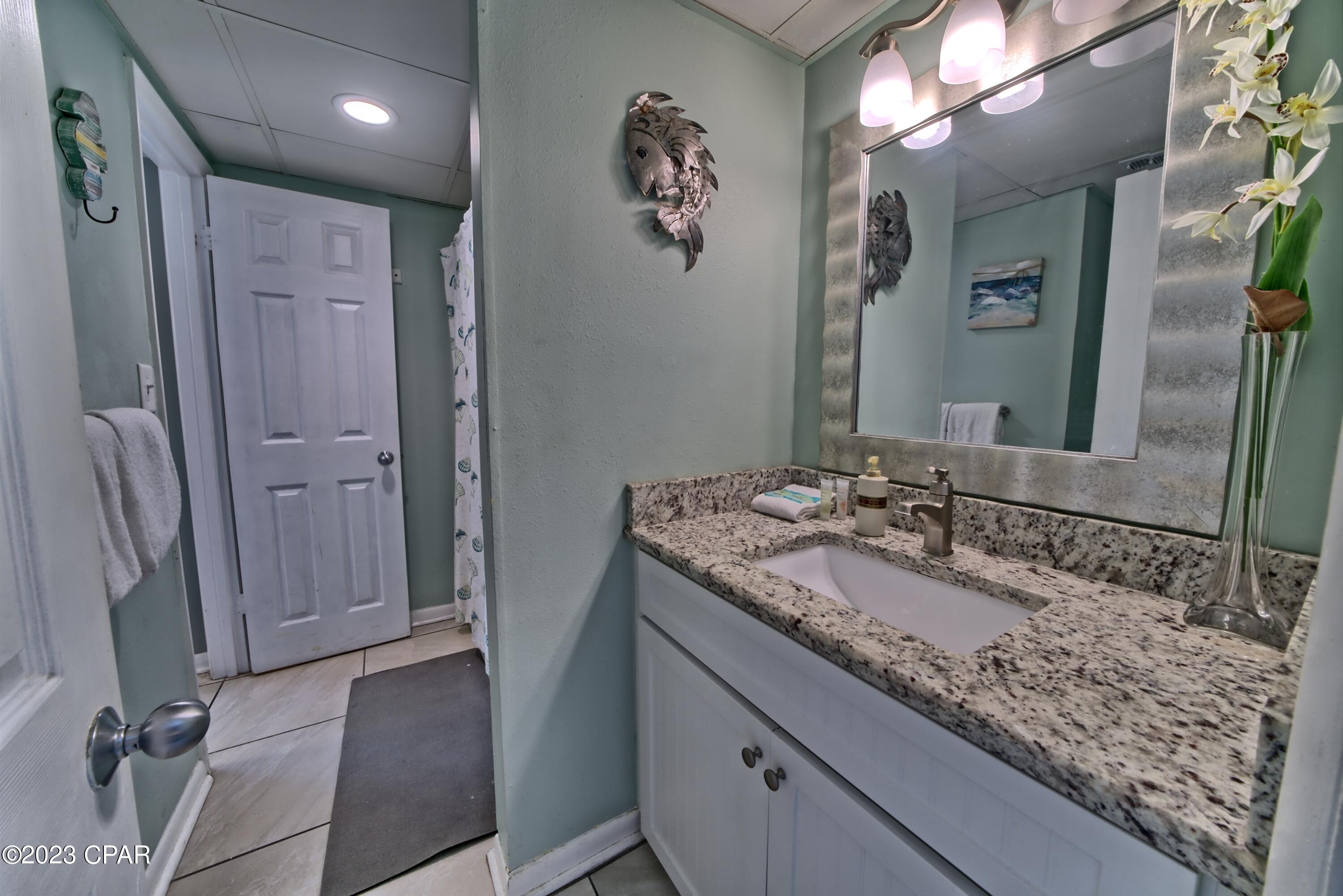 Image 23 For 9850 Thomas Drive 612e