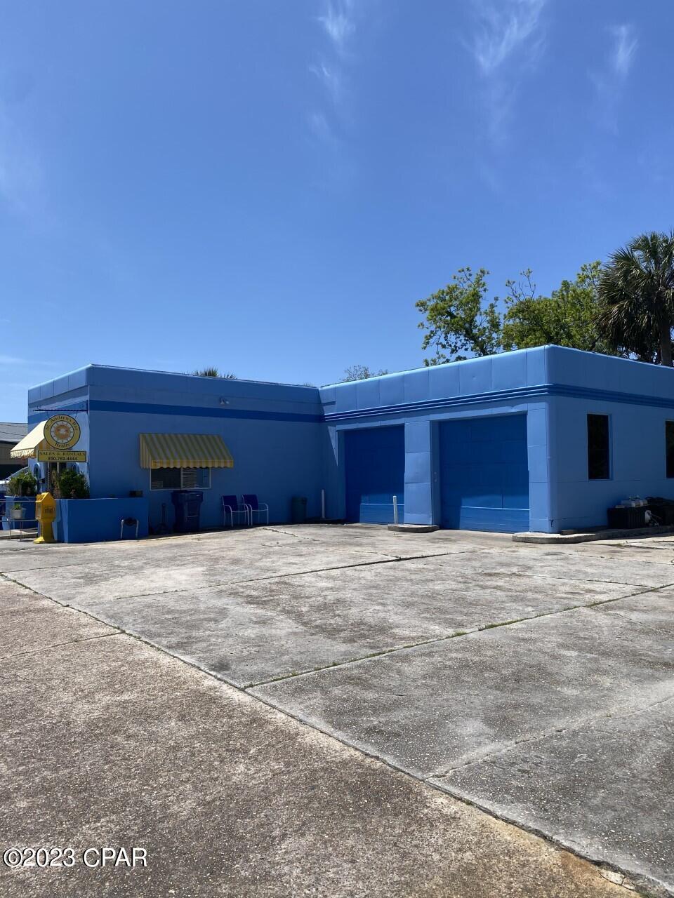 Listing photo id 4 for 1322 Bayview-beck Avenue