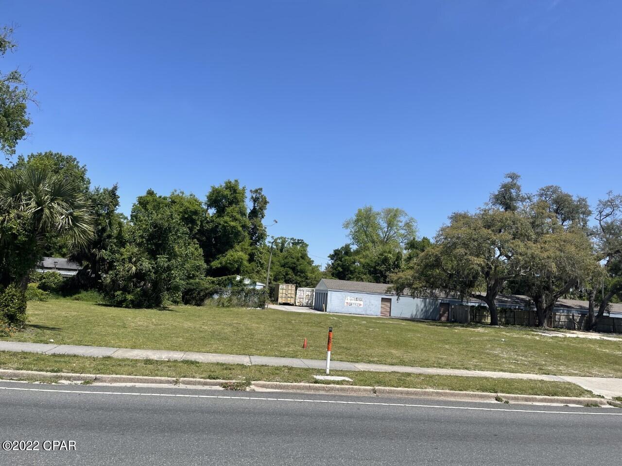 Listing photo id 2 for 4100 Hwy 98  