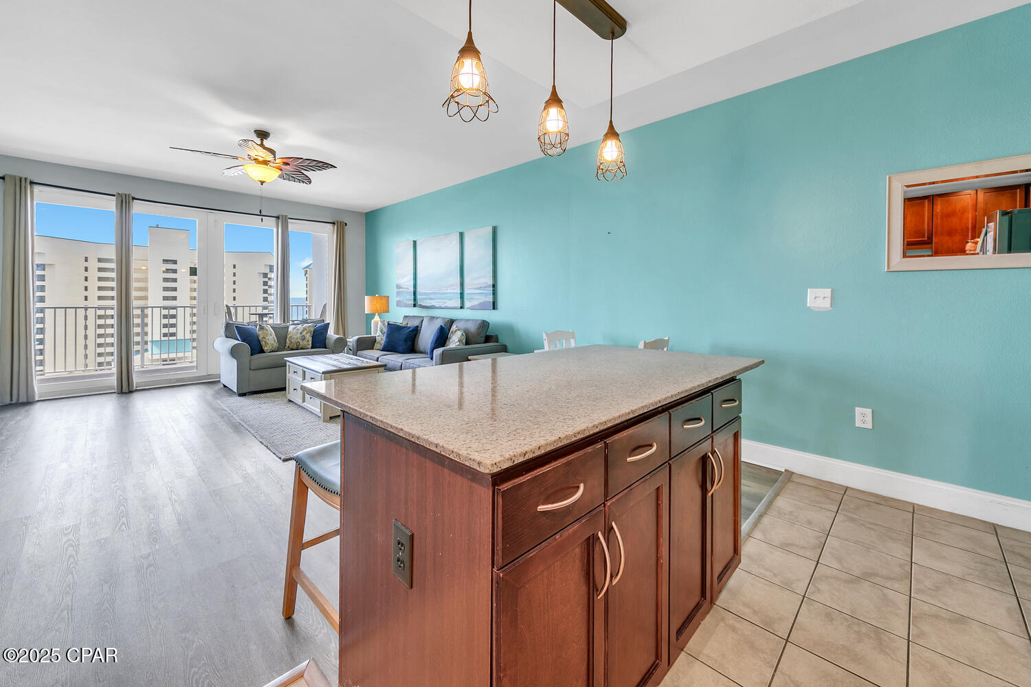 9860 S Thomas Drive 607