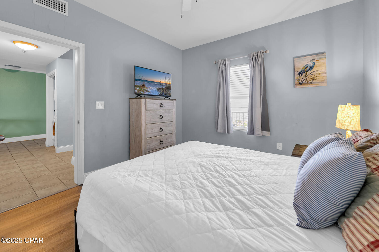 9860 S Thomas Drive 607