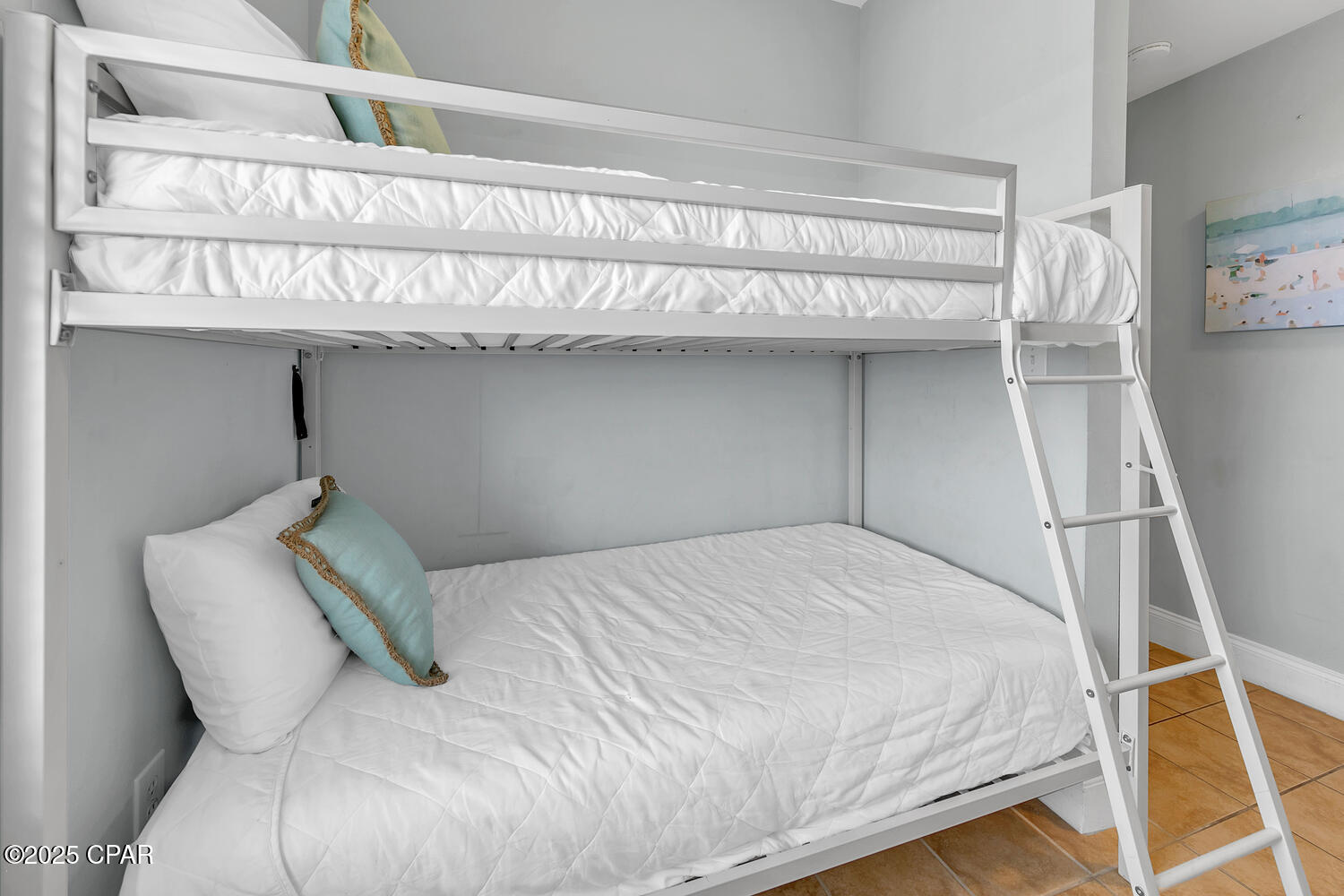 9860 S Thomas Drive 607