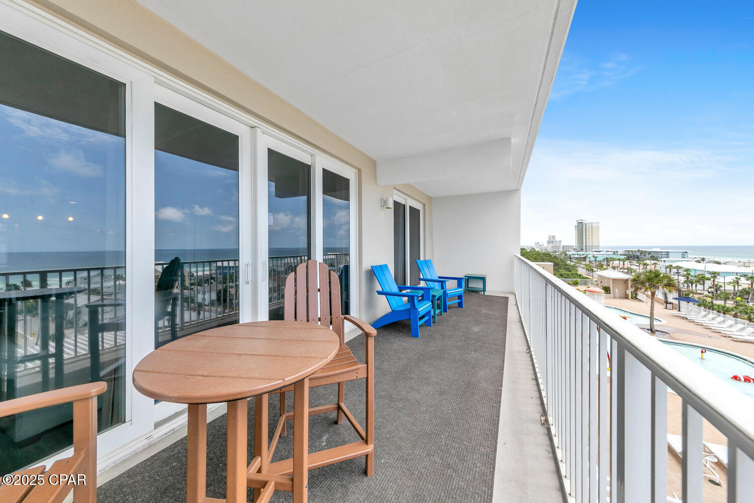 9860 S Thomas Drive 607