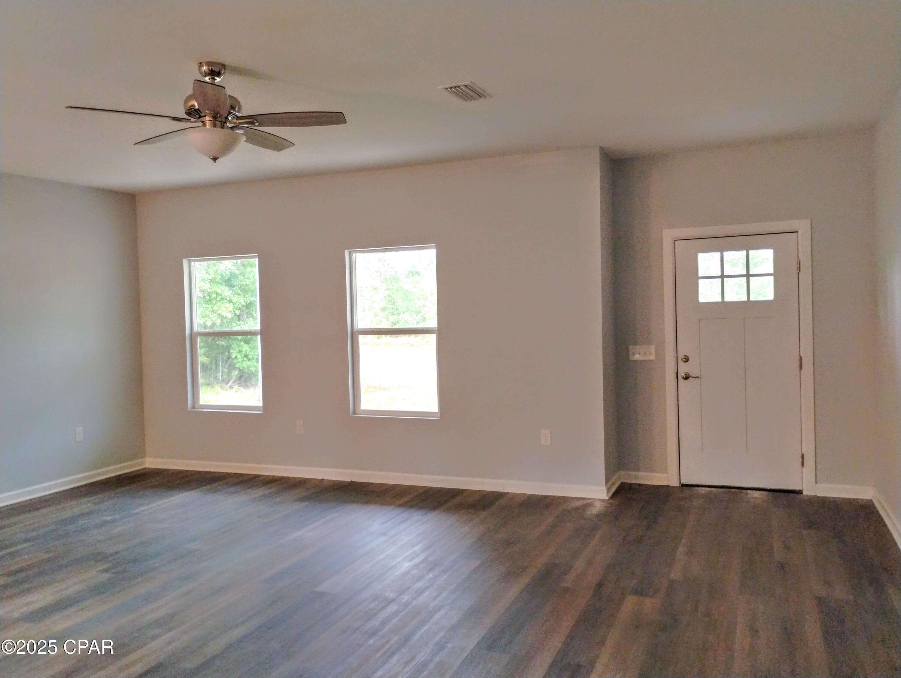 Image 8 For 4367 Carey Boulevard